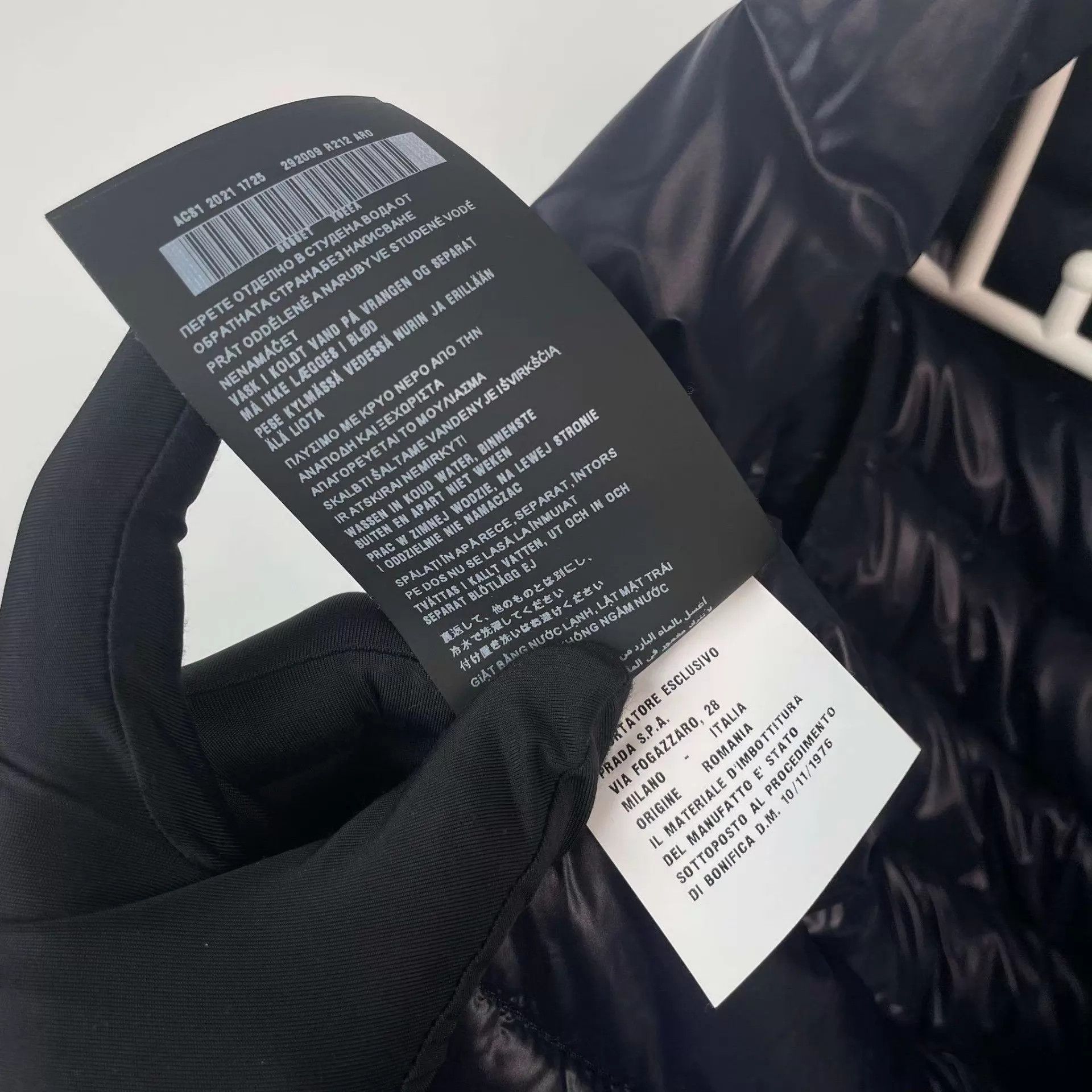 Prada Prada women's blue black colorblock hooded down coat 38 Size XS / US 0-2 / IT 36-38 - 4 Thumbnail