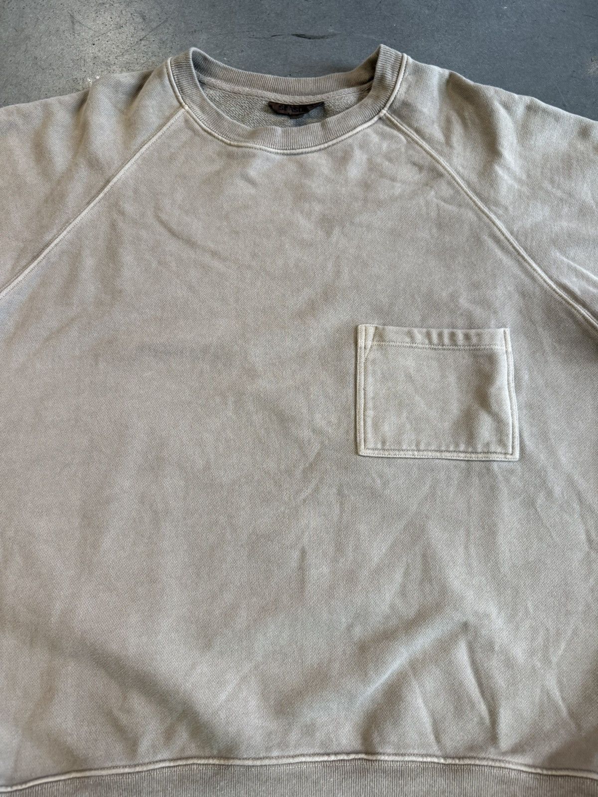 Yeezy Yeezy Season 3 Crewneck Sweatshirt Size US S / EU 44-46 / 1 - 3 Thumbnail