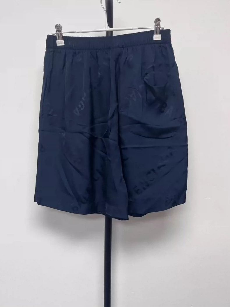 Balenciaga Balenciaga Shorts full of dark lines Size US 32 / EU 48 - 2 Thumbnail
