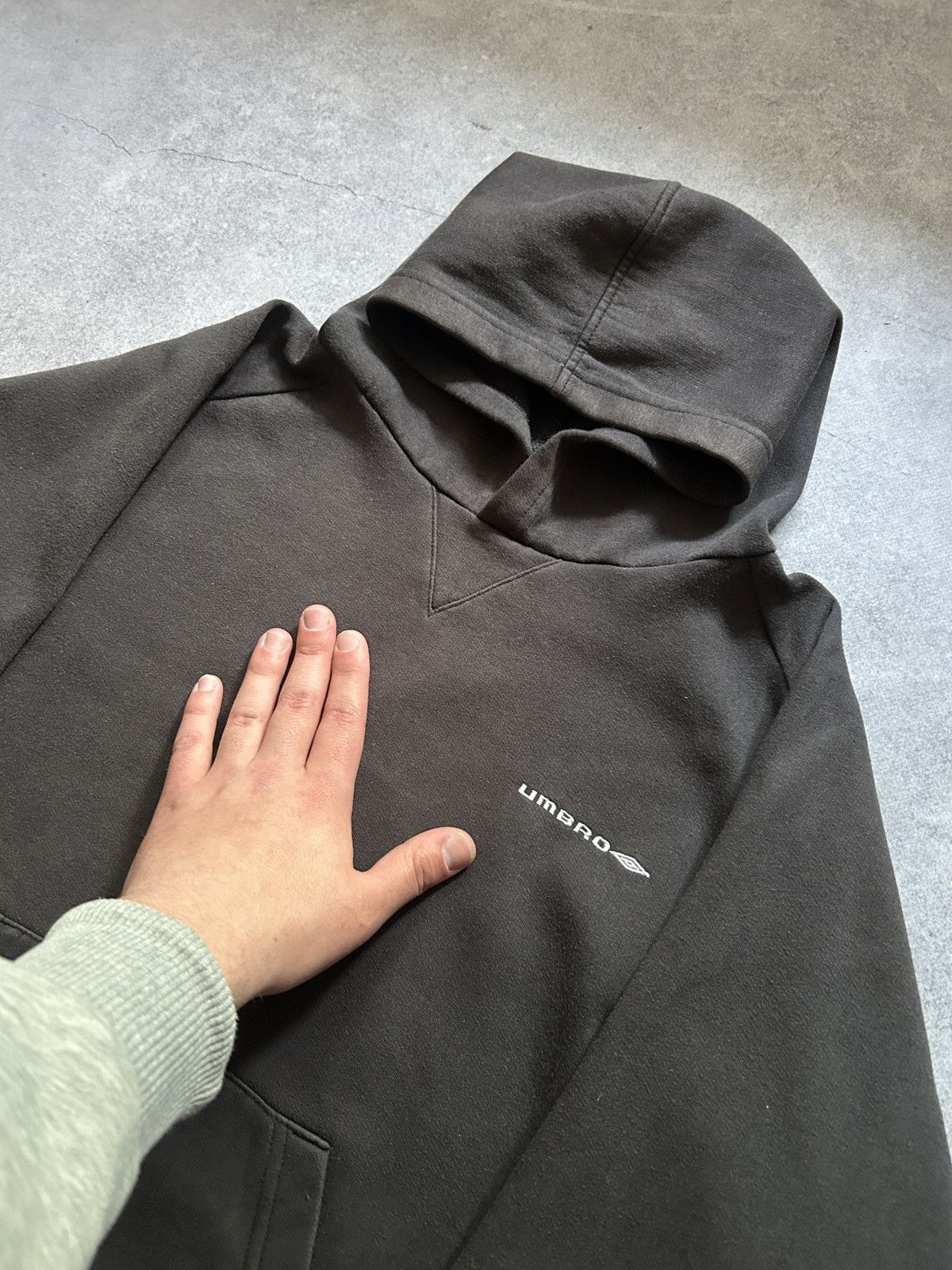 Umbro Vintage Umbro Faded balenciaga style-oversized hoodies Size US M / EU 48-50 / 2 - 3 Thumbnail