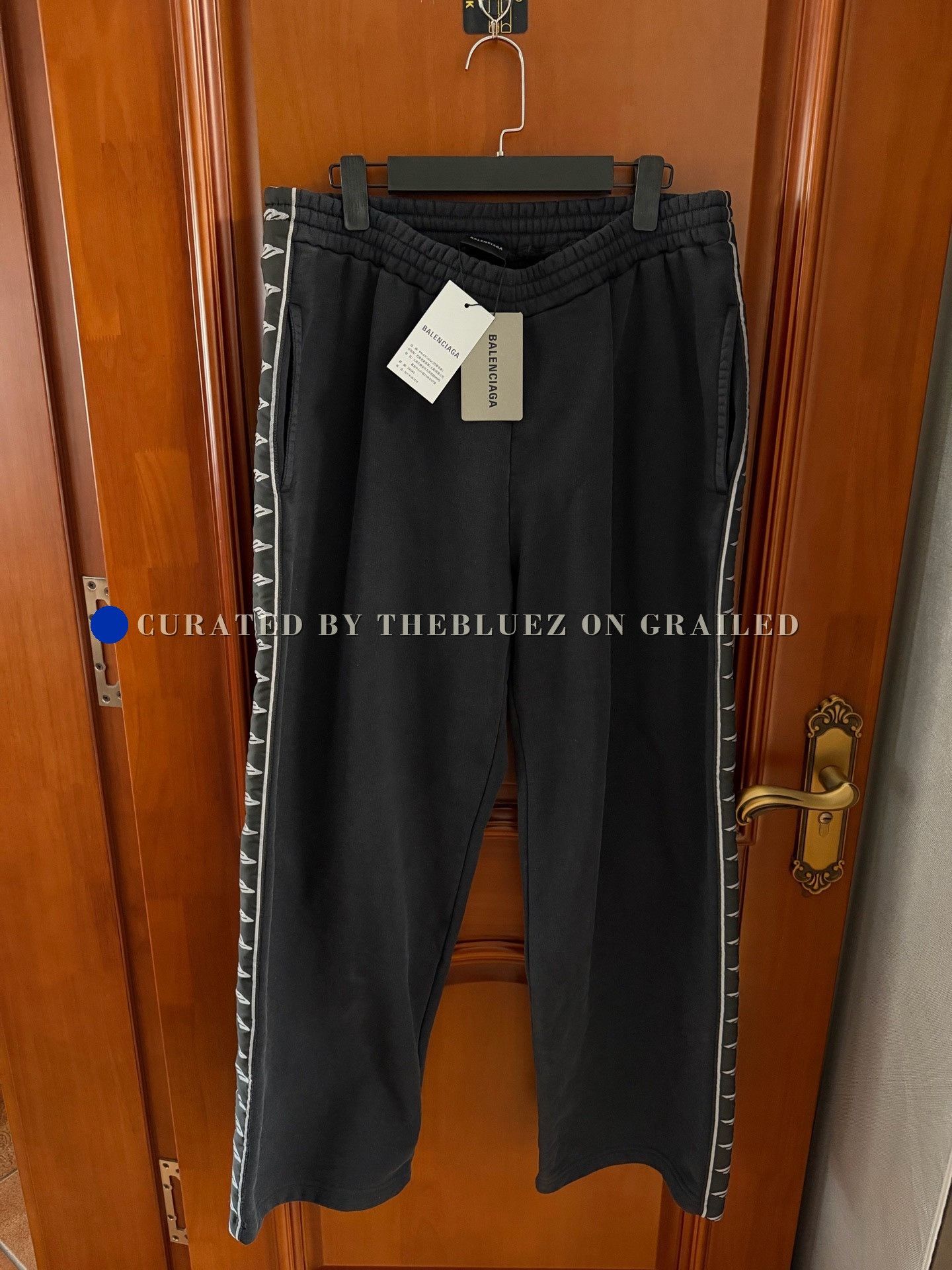 Balenciaga Balenciaga 3M Logo Tape Sport Pants Size US 26 / EU 42 - 1 Thumbnail