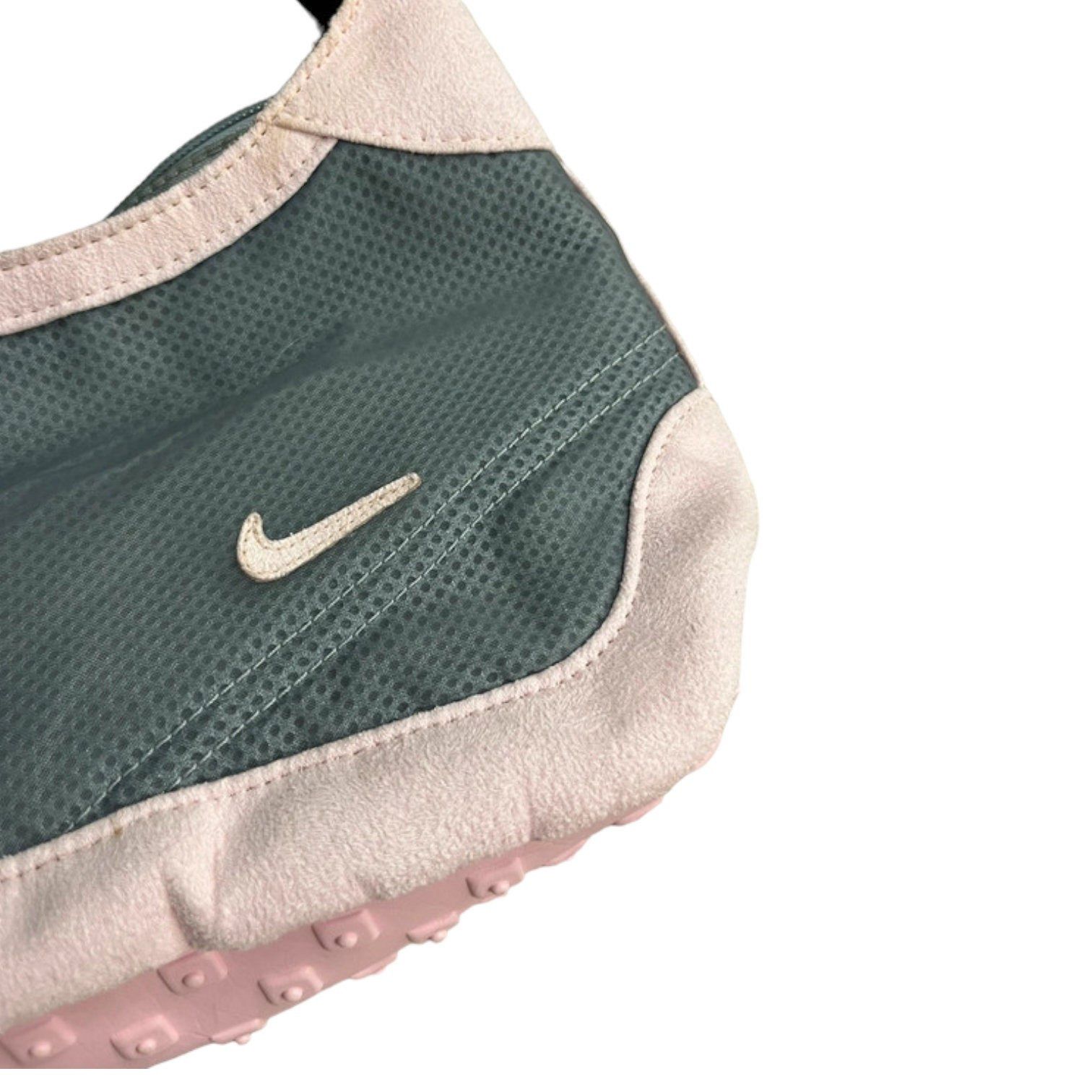 Nike The Nike Mini Baguette Sneaker Sole Bag Size ONE SIZE - 4 Thumbnail