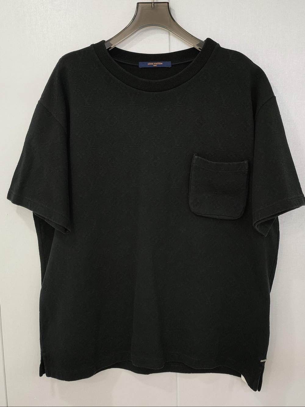 Louis Vuitton Louis Vuitton Monogram Pocket T-Shirt Size L Size US L / EU 52-54 / 3 - 1 Thumbnail