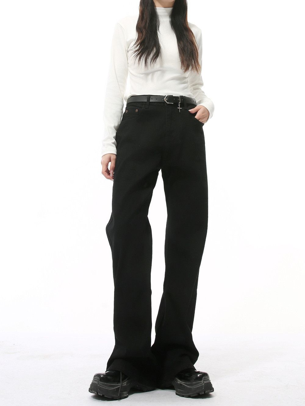 Japanese Brand Retro loose micro flared high street jeans Size US 28 / EU 44 - 2 Thumbnail