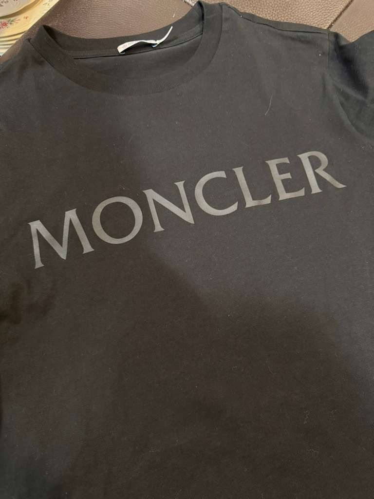 Moncler Moncler t shirt Size US M / EU 48-50 / 2 - 2 Thumbnail