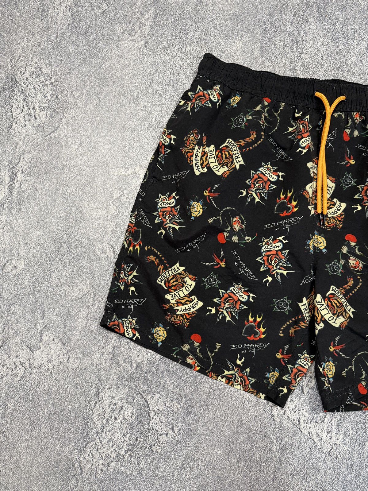 Ed Hardy Ed Hardy Shorts Monogram Size US 34 / EU 50 - 2 Thumbnail