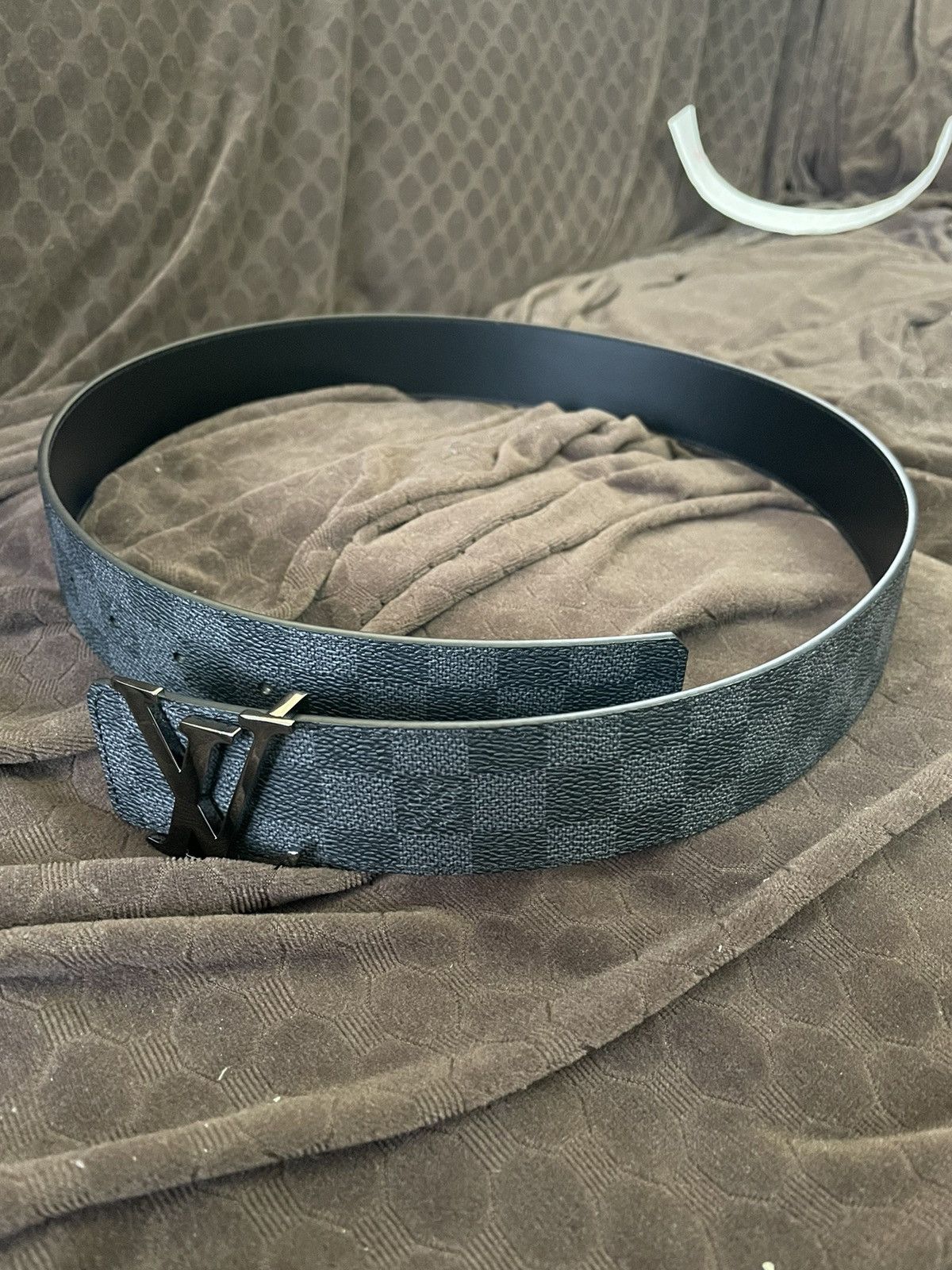 louis vuitton white belt silver buckle