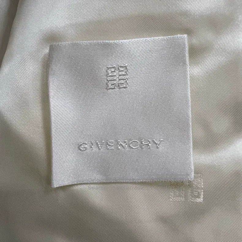 Givenchy Size52 Beige Buckle Suit 52 Size