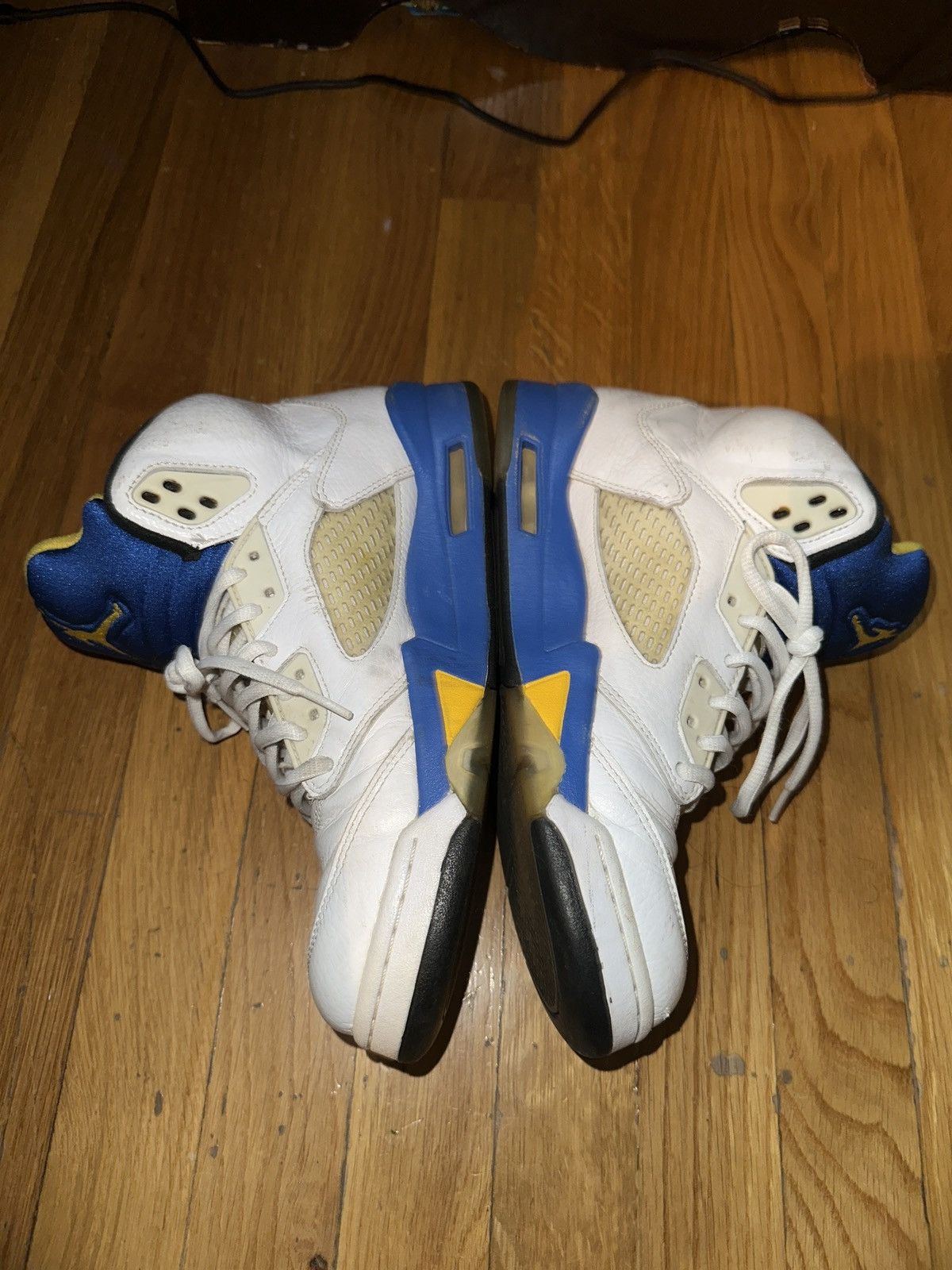 Jordan Brand Jordan 5 Laney 2013 Retro Size US 8 / EU 41 - 4 Thumbnail