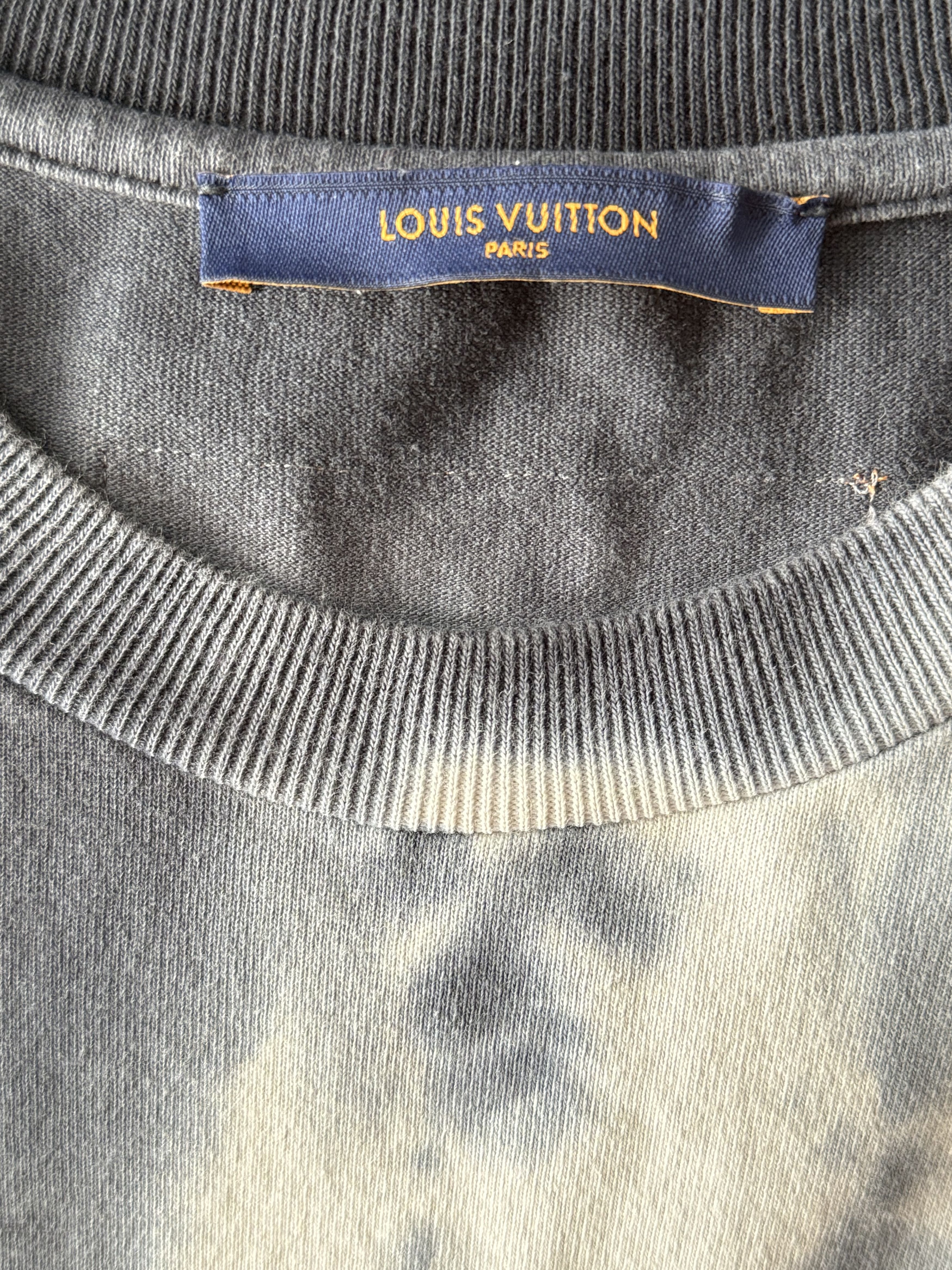 Louis Vuitton Louis Vuitton Grey & Orange Tie-Dye Graffiti T-Shirt Size US L / EU 52-54 / 3 - 3 Thumbnail