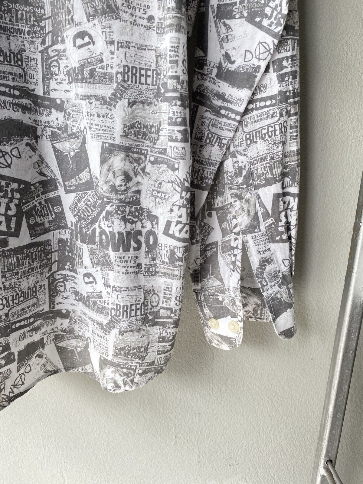 Japanese Brand Splendid satisfaction Gray Newspaper Print Button-Up Shirt Size US M / EU 48-50 / 2 - 12 Thumbnail