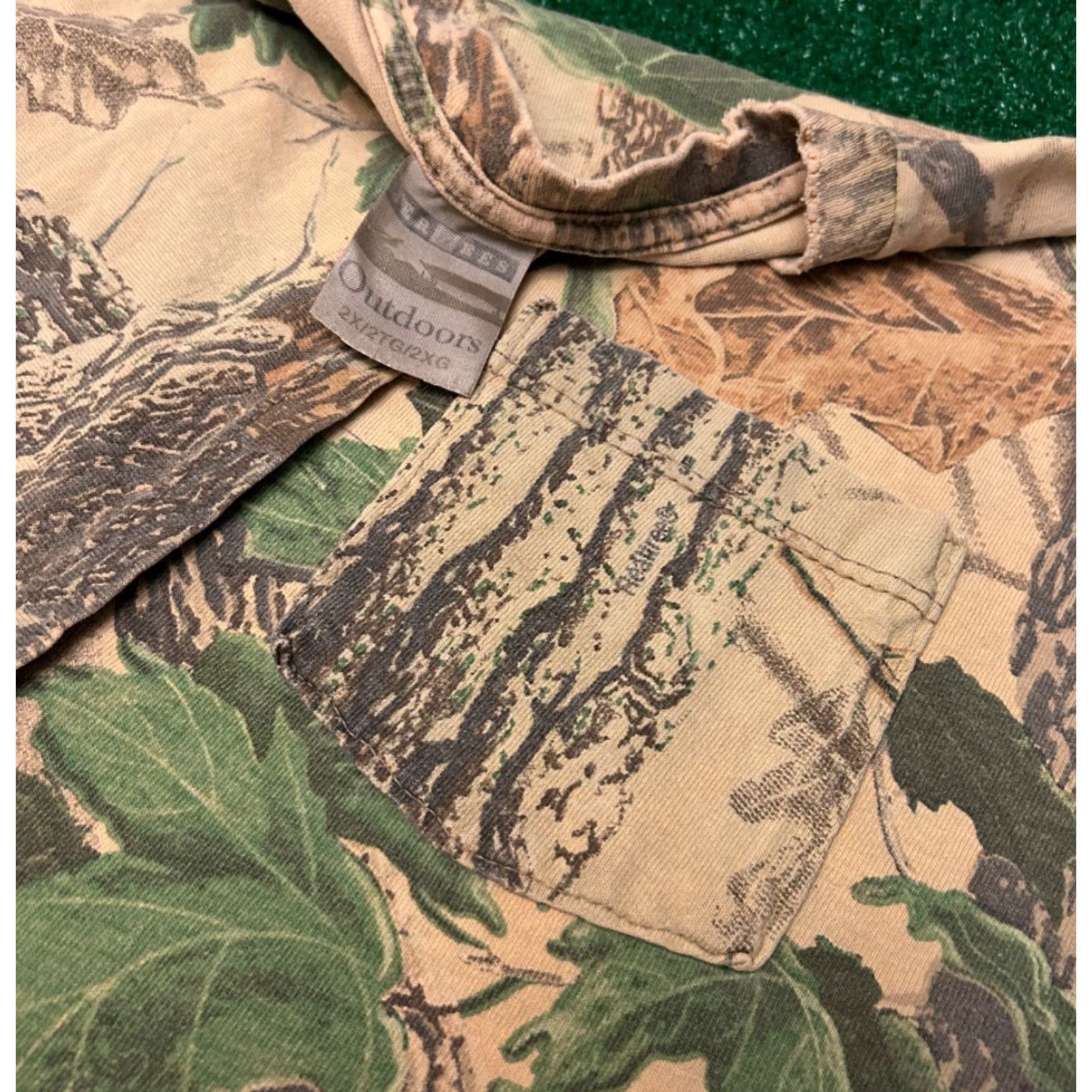 Realtree VINTAGE Realtree VTG Real Tree Camo Shirt Mens 2XL Hunter Skater 90s Y2K Camouflage Short Sleeve Hip Hop Grunge Pockets Size US XXL / EU 58 / 5 - 3 Thumbnail