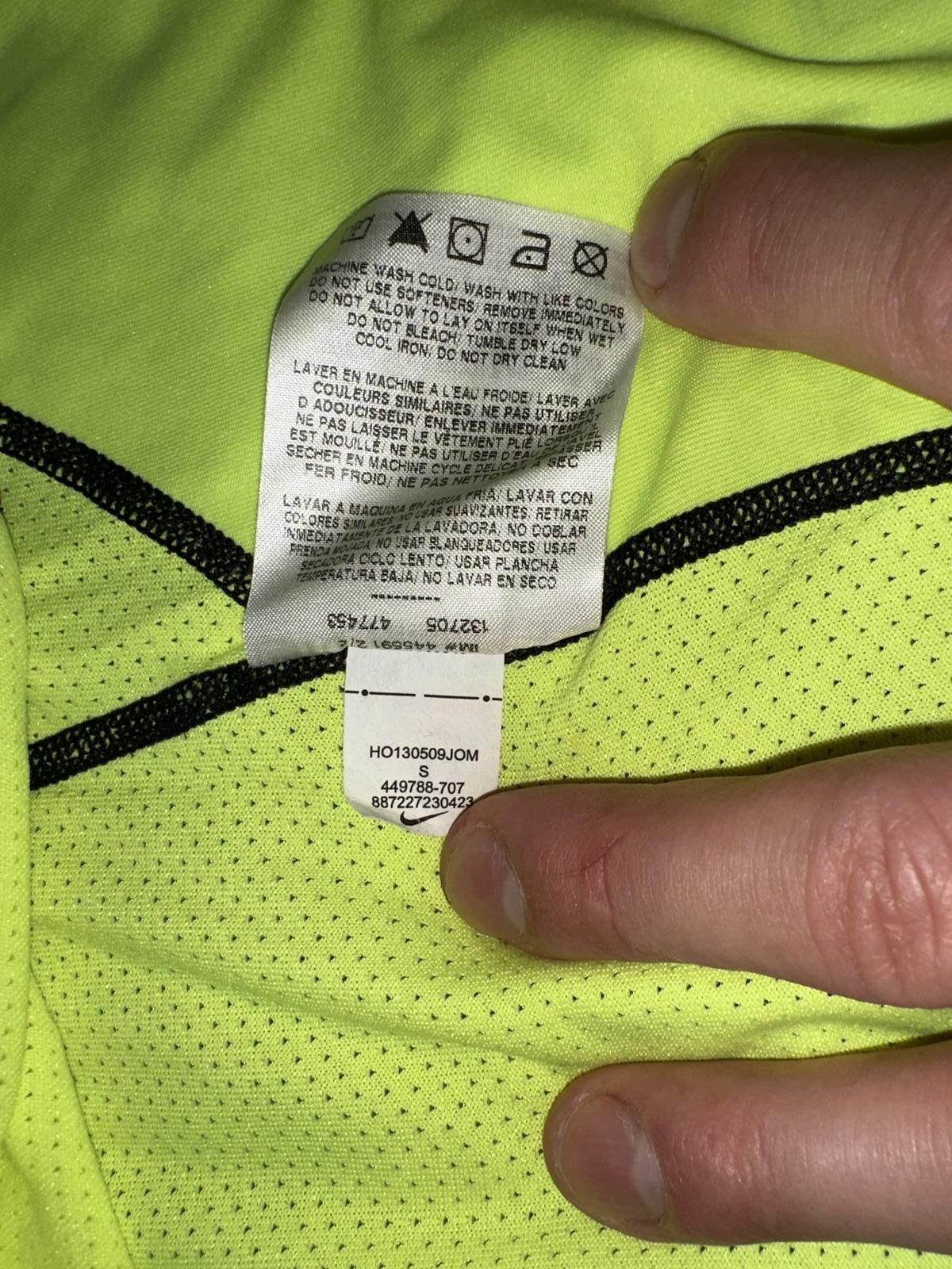 Nike Nike Men's Pro Combat Core Dri Fit Fitted Base Layer Volt Long Sleeve Top 2.0 Size US S / EU 44-46 / 1 - 10 Thumbnail