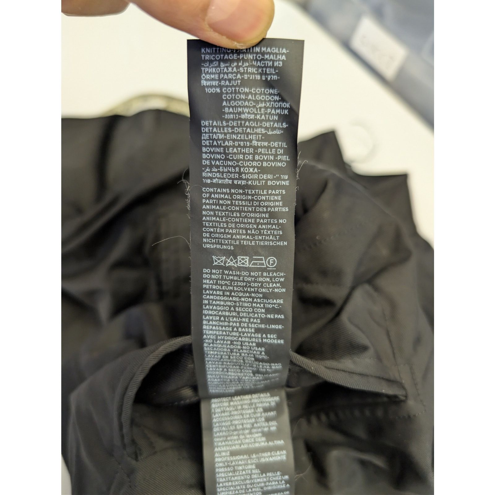Tom Ford o1rshd1 CC20 Fine Poplin Jacket in Black Size US M / EU 48-50 / 2 - 21 Thumbnail
