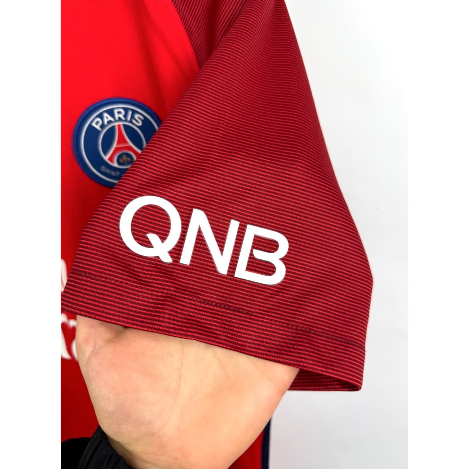 Nike Nike Draxler PSG Paris Saint Germain 2016 Soccer Jersey T-Shirt L Red Mens Size US L / EU 52-54 / 3 - 7 Thumbnail