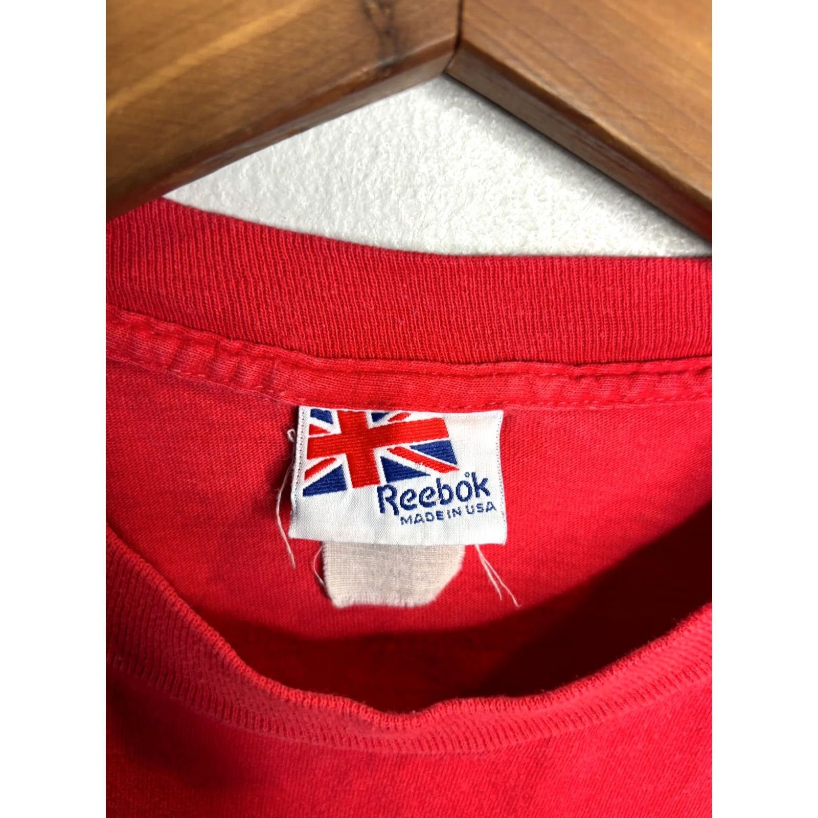 Reebok Vintage Reebok Basketball T-Shirt Mens XL Red 90s 5774 Size US XL / EU 56 / 4 - 4 Thumbnail