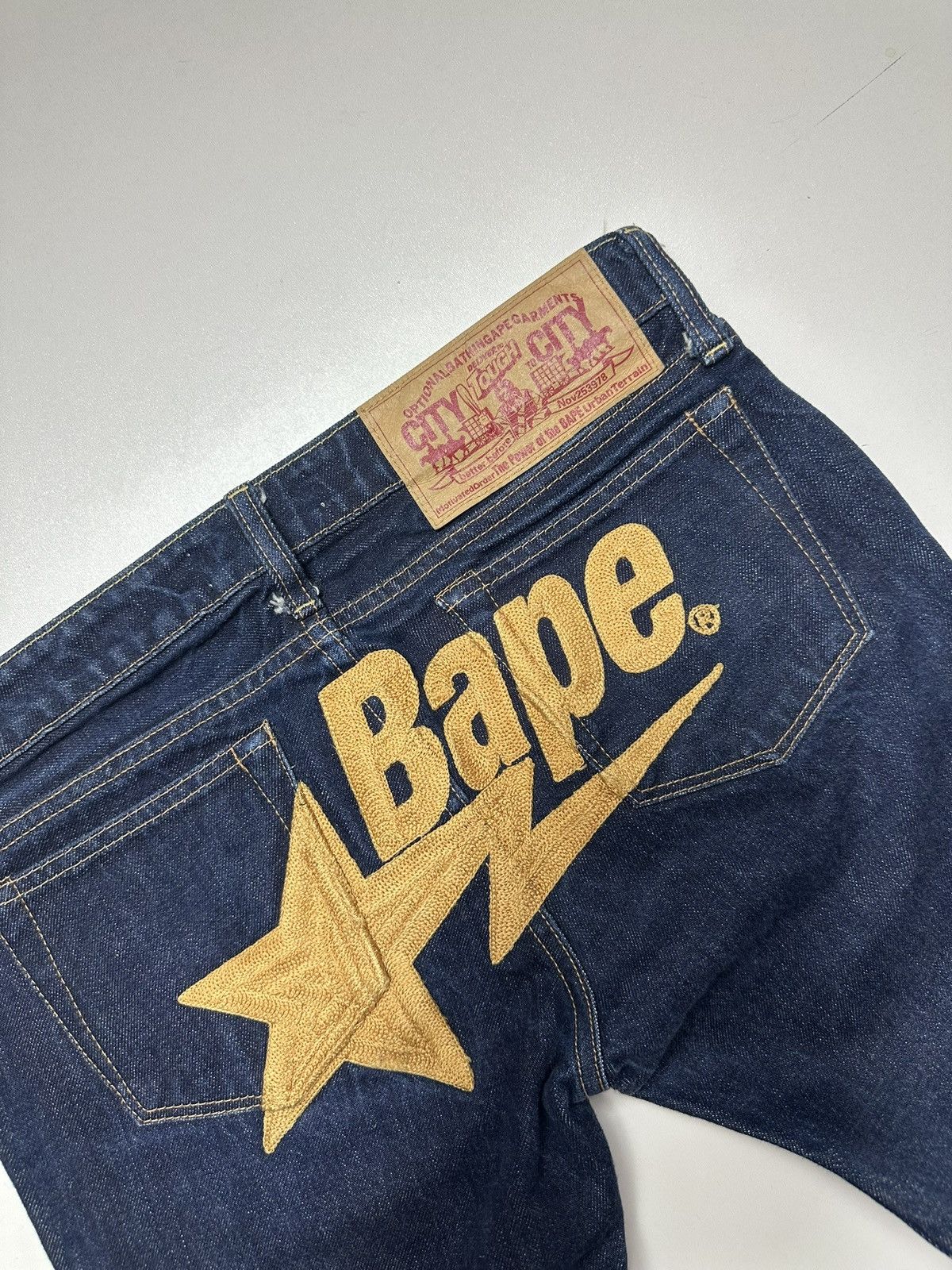Bape Vintage Bape Embroidered Jeans Size 28" / US 6 / IT 42 - 2 Thumbnail