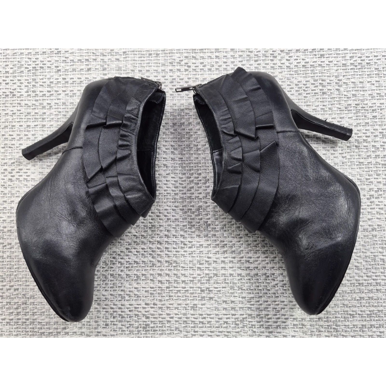 Vintage Kelsi Dagger Dorothy Boots Womens Size 10 Black Leather Ankle Booties Ruffle Zipper Stiletto Heel Size US 10 / IT 40 - 2 Thumbnail