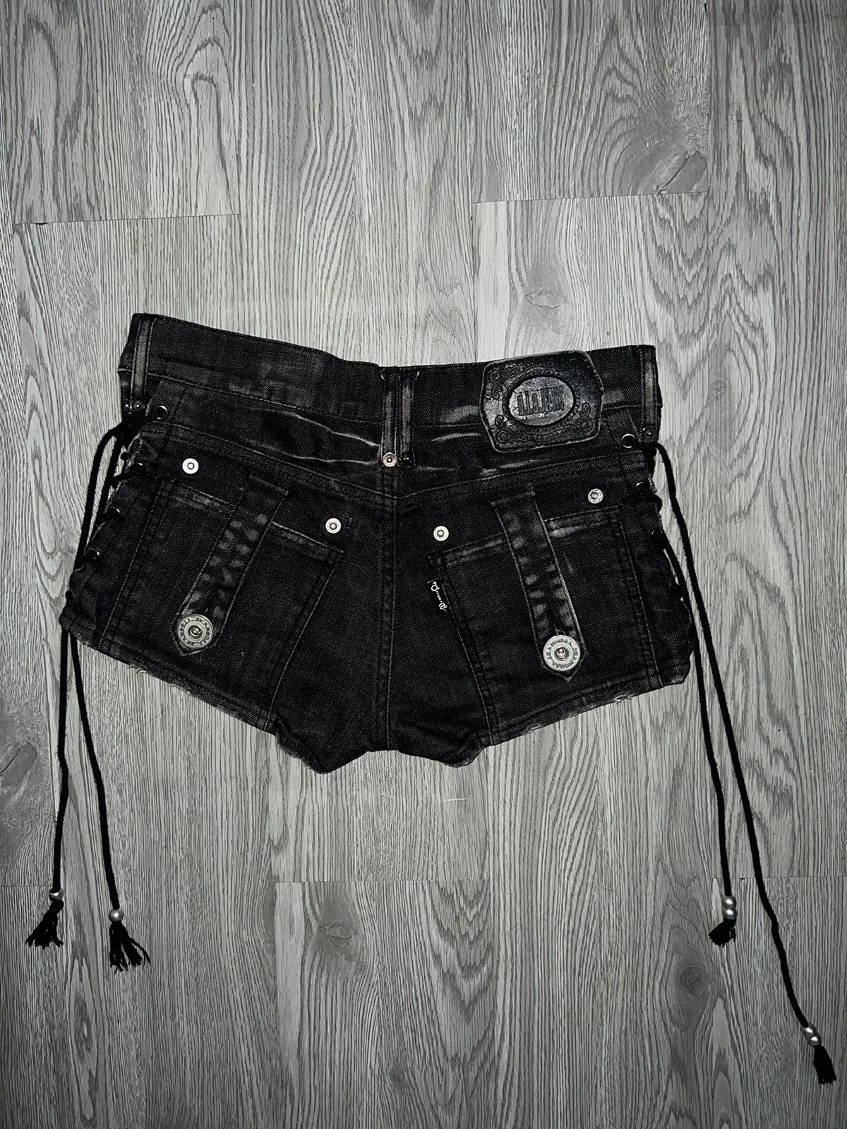 Japanese Brand D.i.a gyaru black denim short 🖤🦋 Size 24" / US 00 / IT 34 - 11 Thumbnail