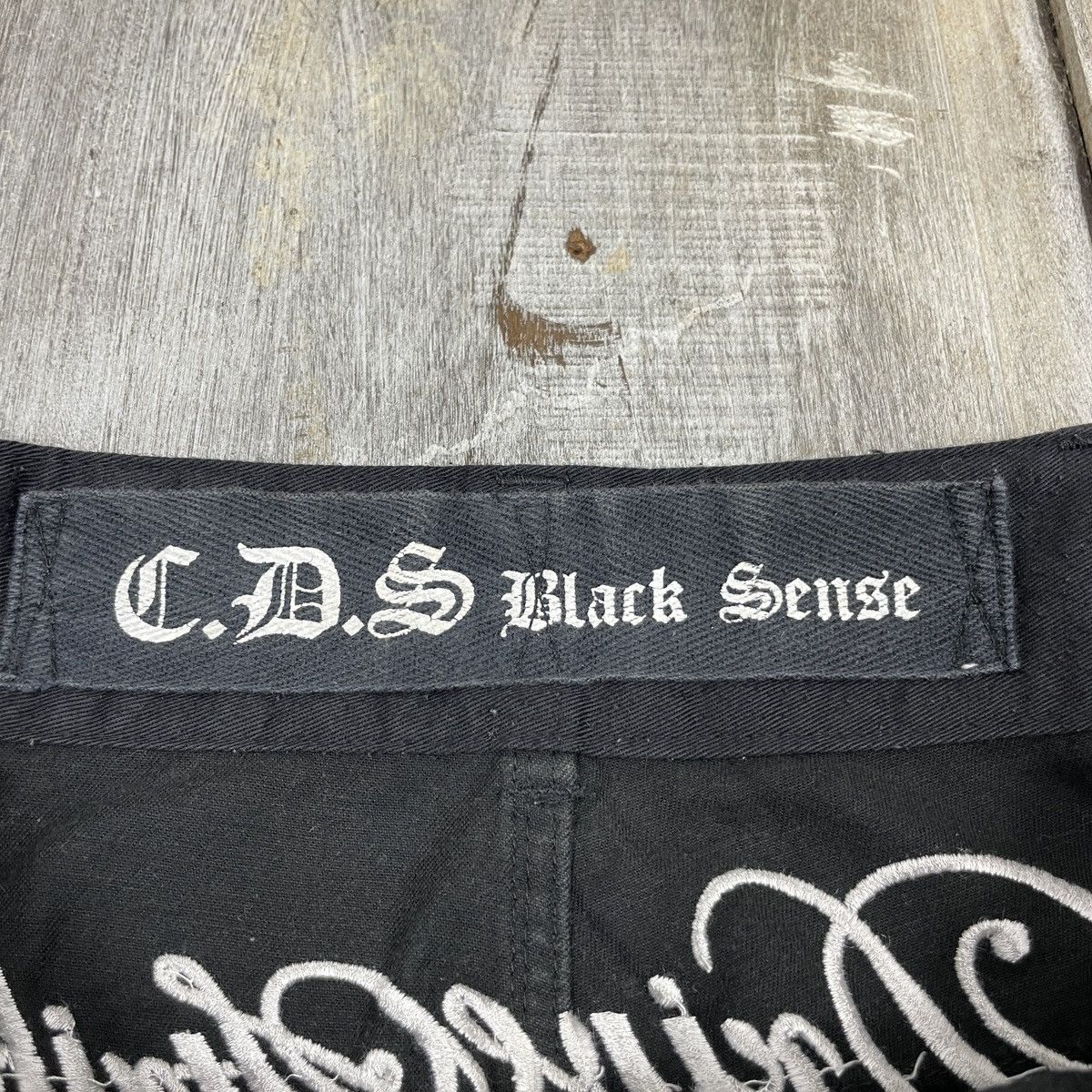 14th Addiction × Japanese Brand × Vintage Vintage CDS Black Sense Embroidery Faded Baggy Pant Size US 34 / EU 50 - 10 Thumbnail
