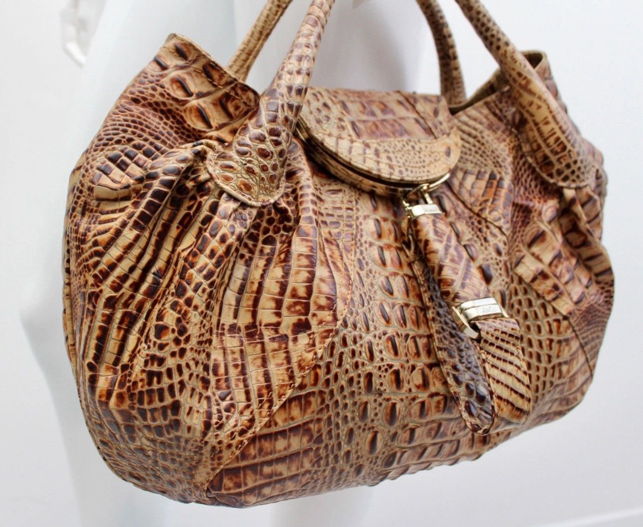 Fendi Vintage FENDI ALLIGATOR Spy Bag VERY RARE Size ONE SIZE - 4 Thumbnail