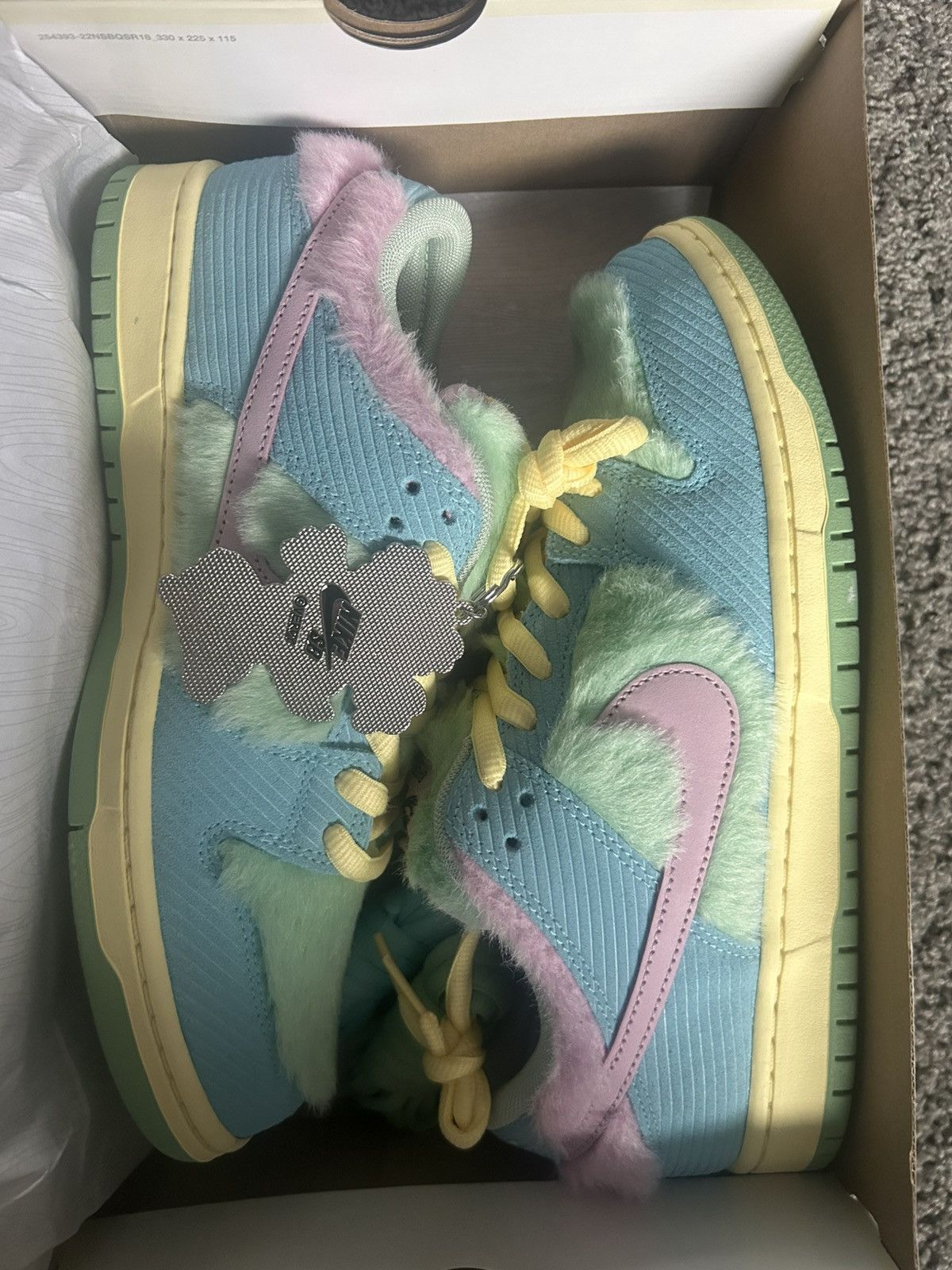 Nike SB Nike SB Dunk Low Verdy Visty Size US 9.5 / EU 42-43 - 1 Thumbnail