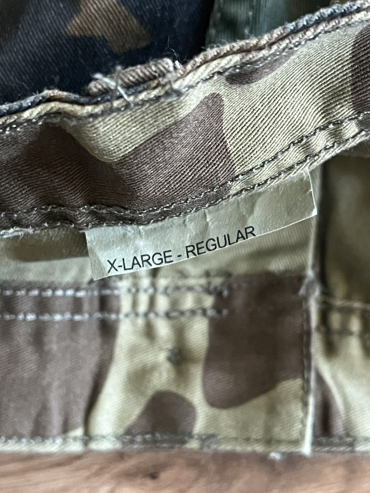 The GV Gallery The GV Gallery Raspberry Hills Camo Cargo Pants Size XL Size US 36 / EU 52 - 6 Thumbnail
