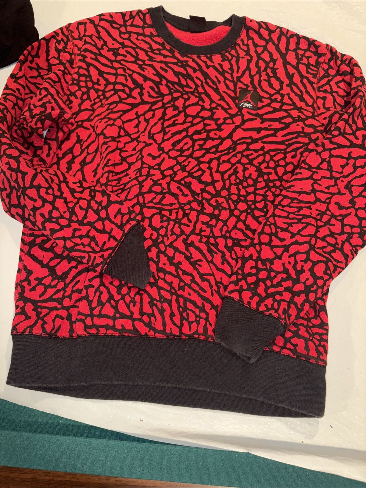 Jordan Brand Nike Air Jordan Flight Elephant Print Sweatshirt Red/Black-L Size US XL / EU 56 / 4 - 3 Thumbnail