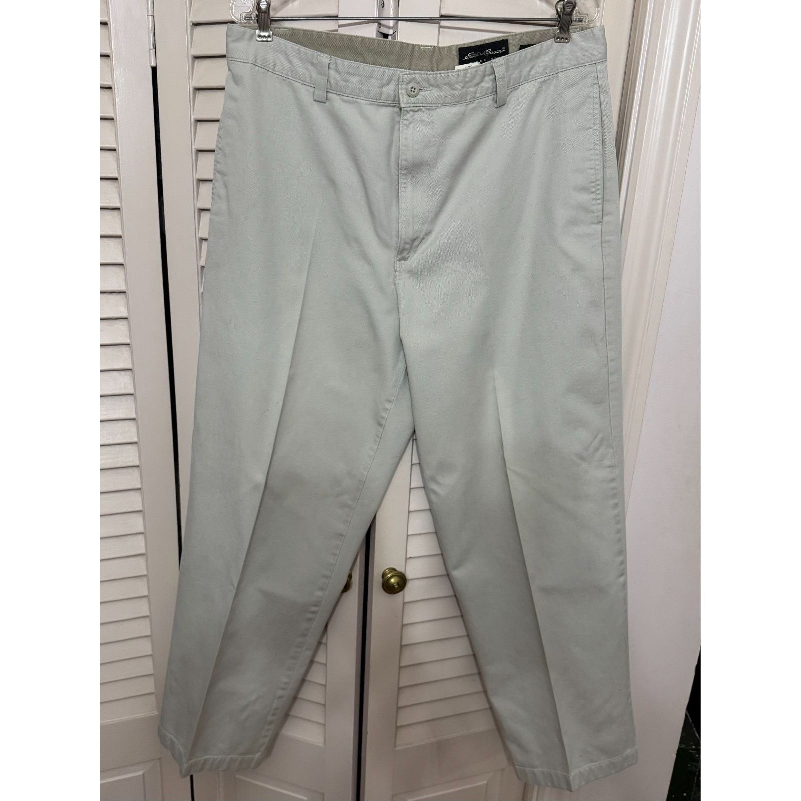 Eddie Bauer Eddie Bauer relaxed fit men's chino pants size 36 Size US 36 / EU 52 - 3 Thumbnail