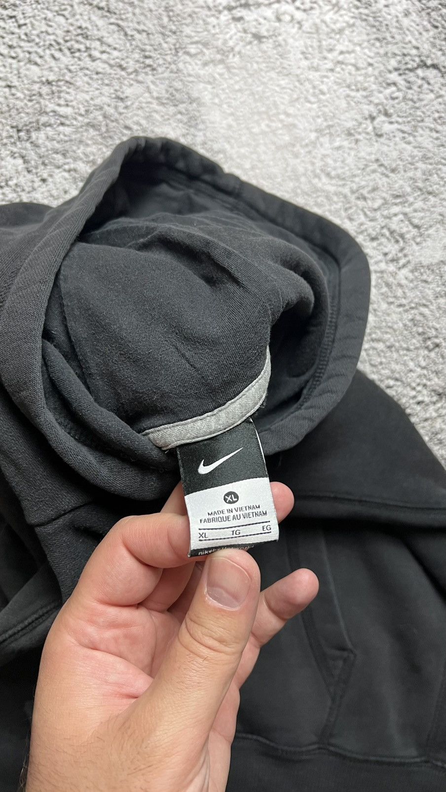 Nike Nike center swoosh mid logo vintage y2k hoodie Size US L / EU 52-54 / 3 - 4 Thumbnail