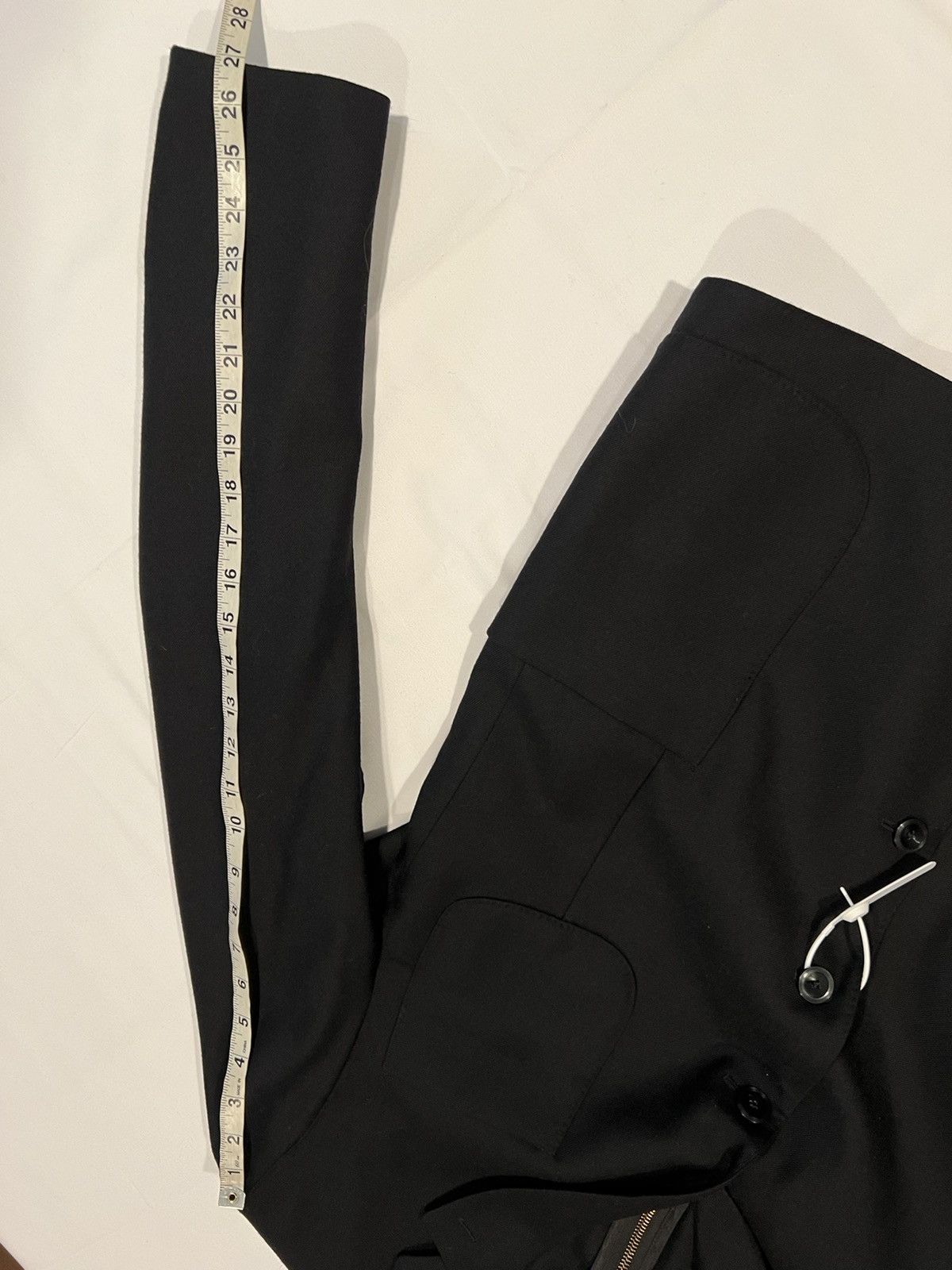Alexander McQueen Alexander McQueen zip back blazer. 54/L. $3150 Size 44R - 9 Thumbnail