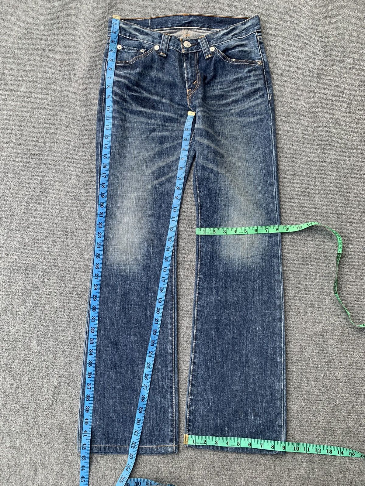 Levi's Flare Levi's 708 Rare model. Size US 32 / EU 48 - 4 Thumbnail