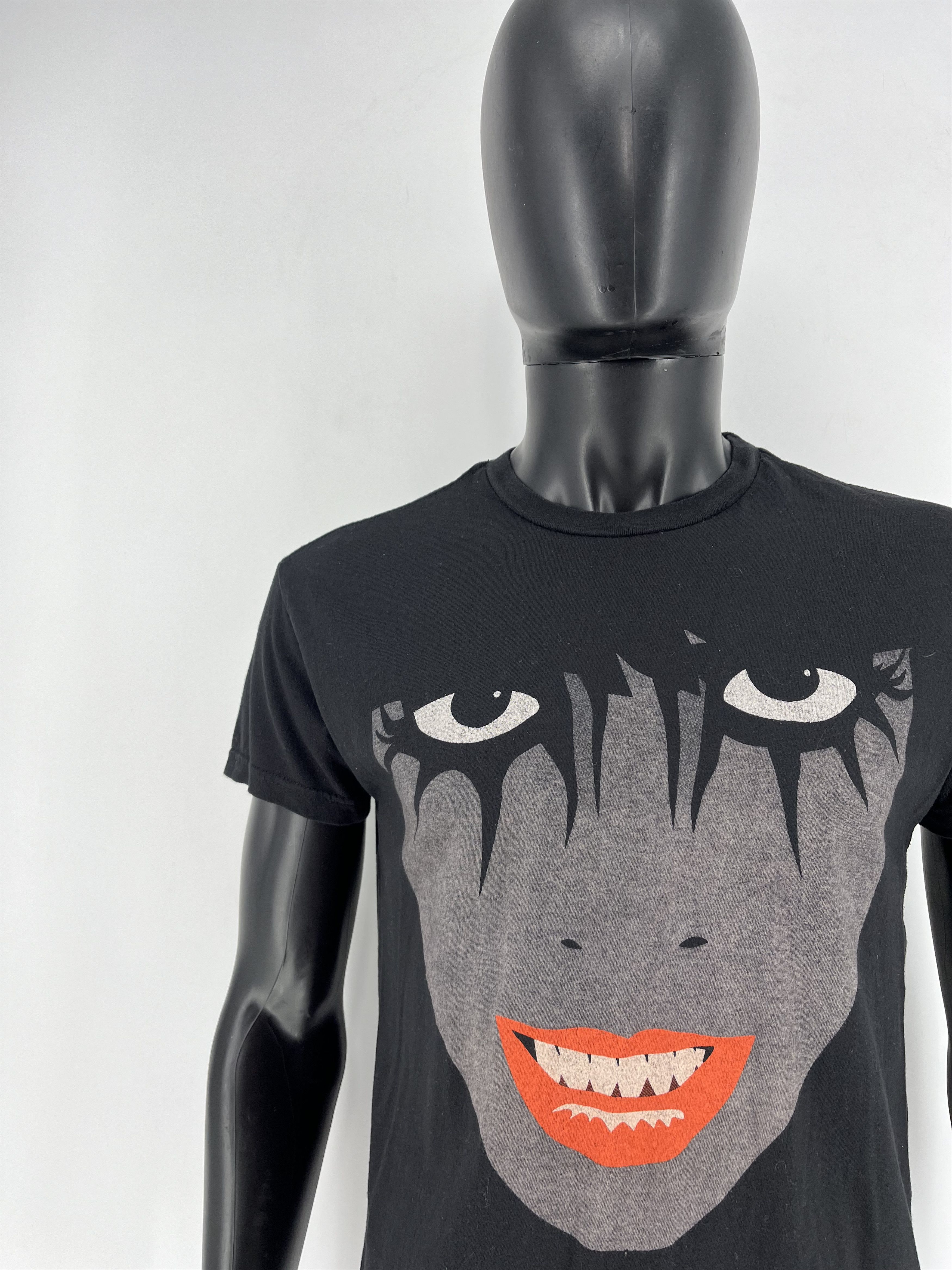 Band Tees × Vintage Vintage Mother Feather Logo On Black Horror Face Size S Size US S / EU 44-46 / 1 - 7 Thumbnail