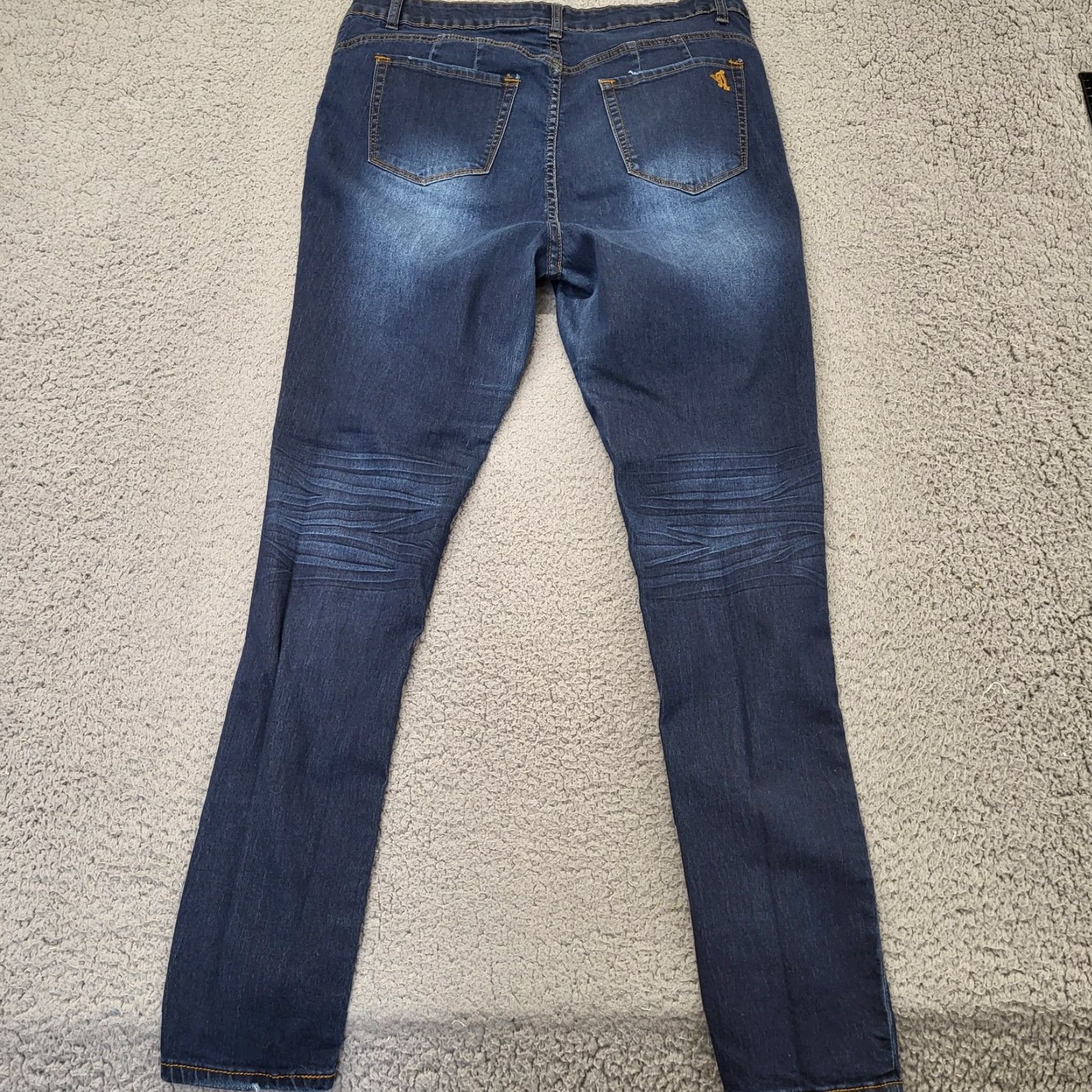 Vintage VIP Jeans Distressed Skinny Jeans Women's 15/32W Blue Stretch Denim 32x29.5 Blue Jeans Women 15/32W Skinny Distressed 90s Theme Mens? Size 36" / US 14 / IT 50 - 3 Thumbnail