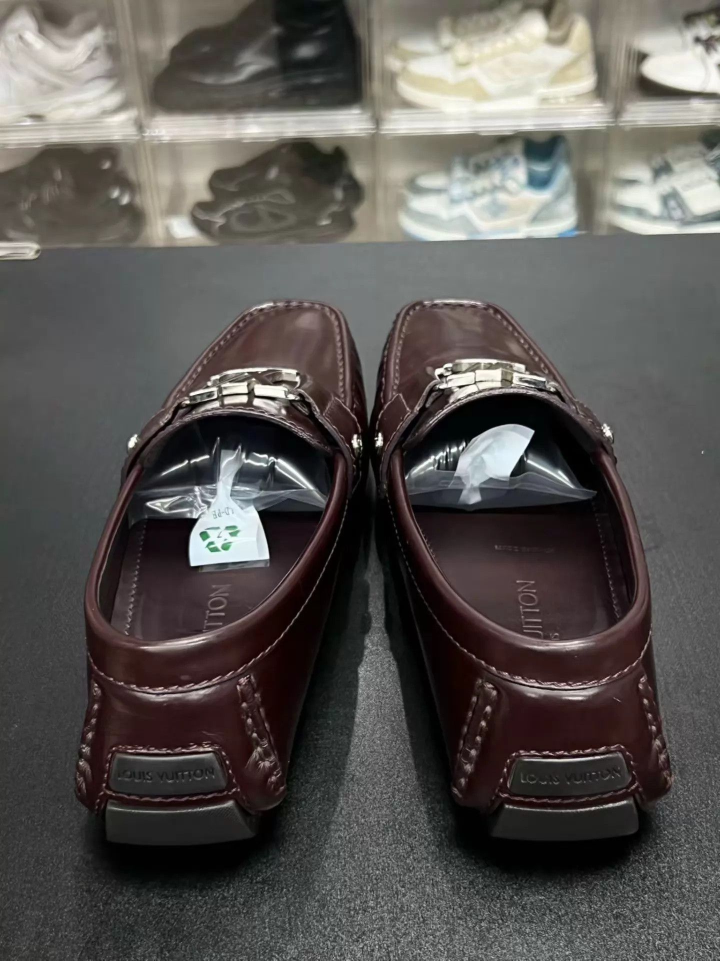Louis Vuitton LV Metallic Logo Brown Leather Loafers 41 EU Size US 8 / EU 41 - 7 Thumbnail