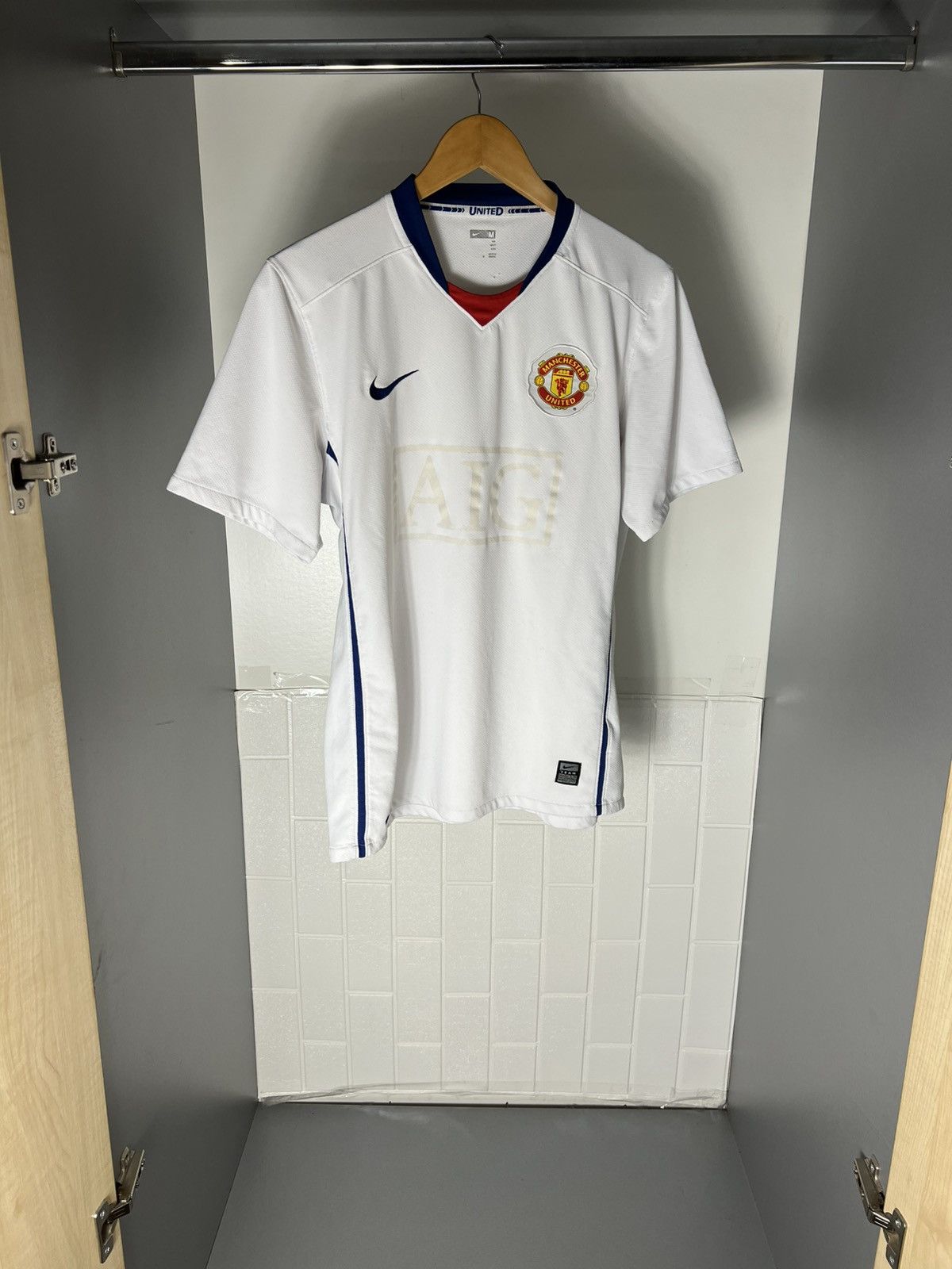 Nike VINTAGE NIKE FC MANCHESTER UNITED ENGLAND SOCCER JERSEY Y2K Size US M / EU 48-50 / 2 - 3 Thumbnail