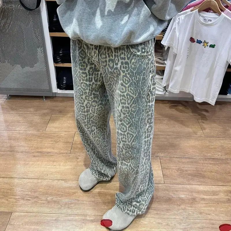 Japanese Brand Retro loose straight leg leopard print jeans Size US 32 / EU 48 - 5 Thumbnail