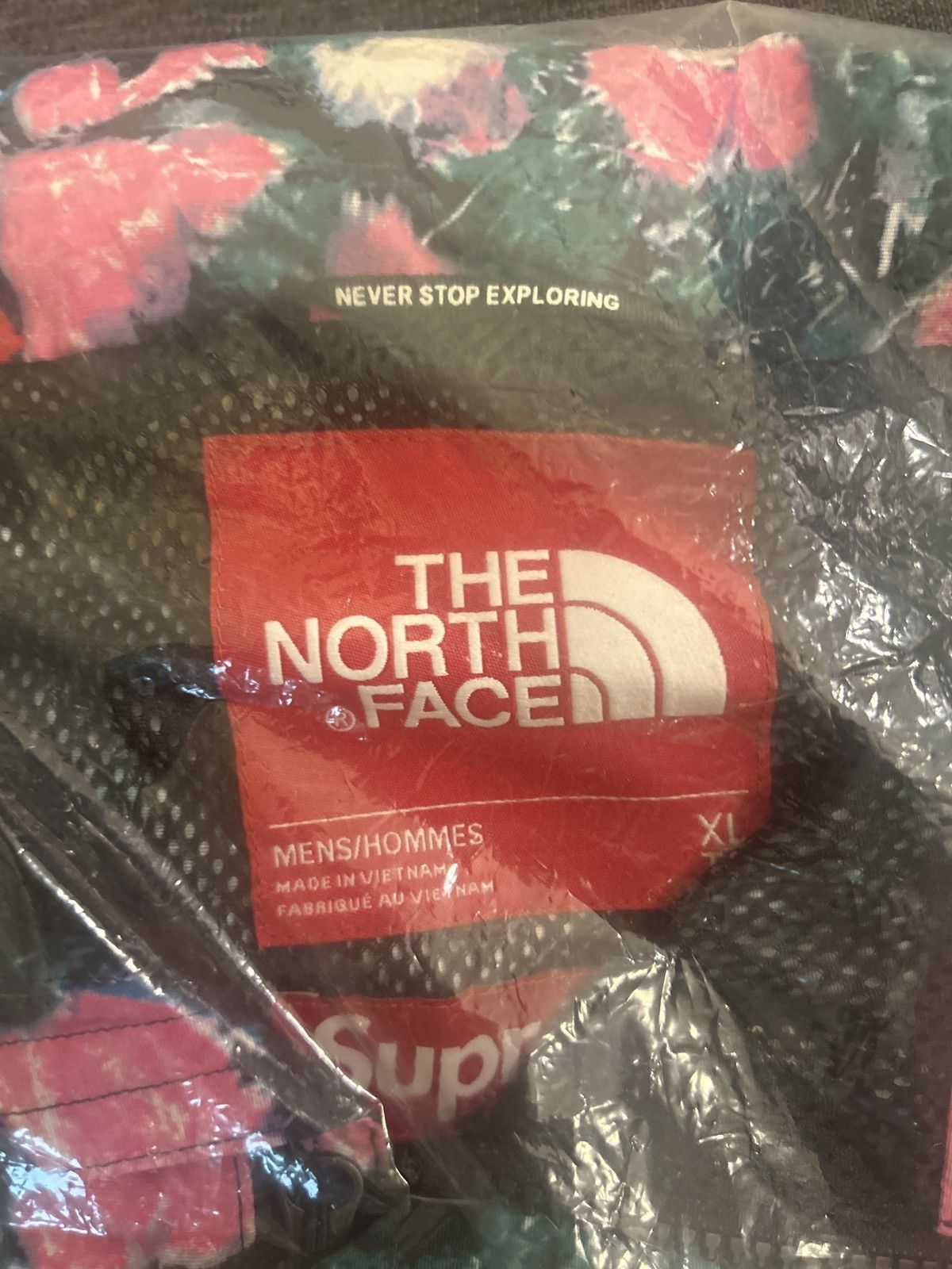 Supreme × The North Face Supreme The North Face Trekking Convertible Jacket Flowers Size US XL / EU 56 / 4 - 6 Thumbnail
