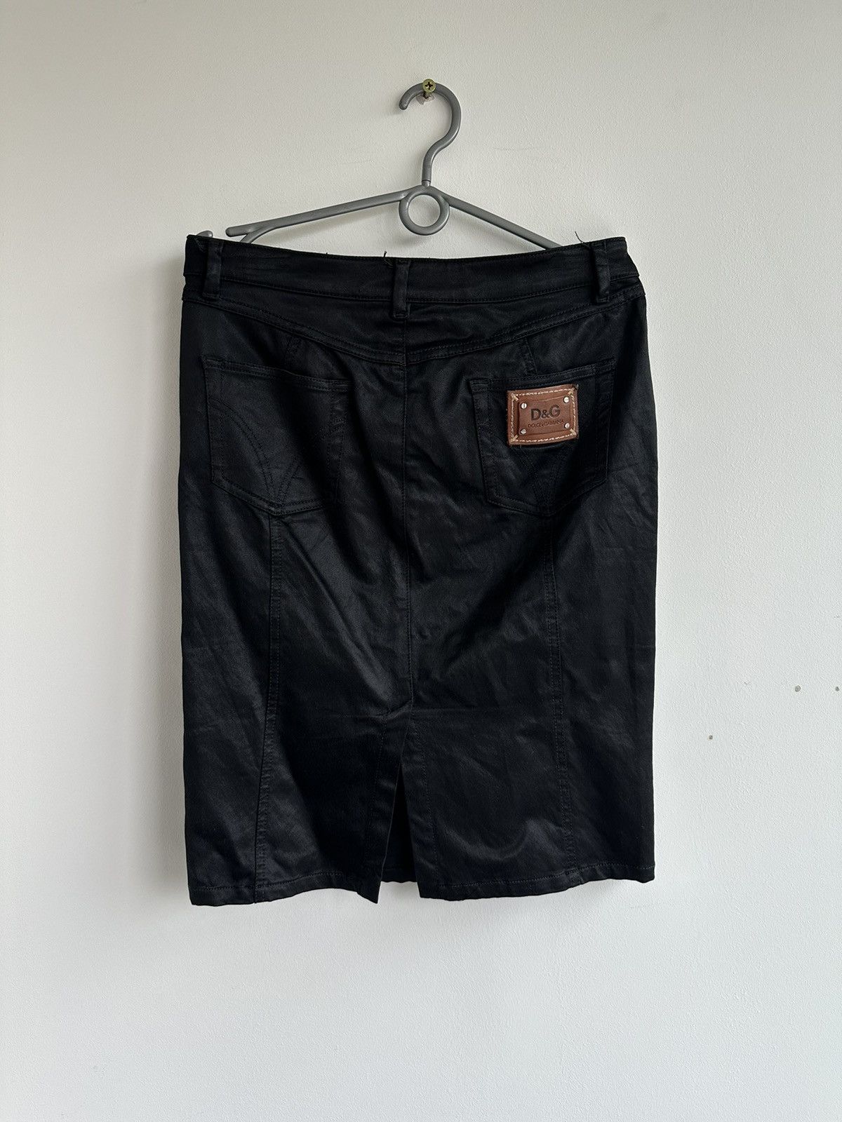 Dolce & Gabbana VTG Dolce & Gabbana Viscose Knee Length Skirt Black Size 28 Size 28" / US 6 / IT 42 - 1 Thumbnail
