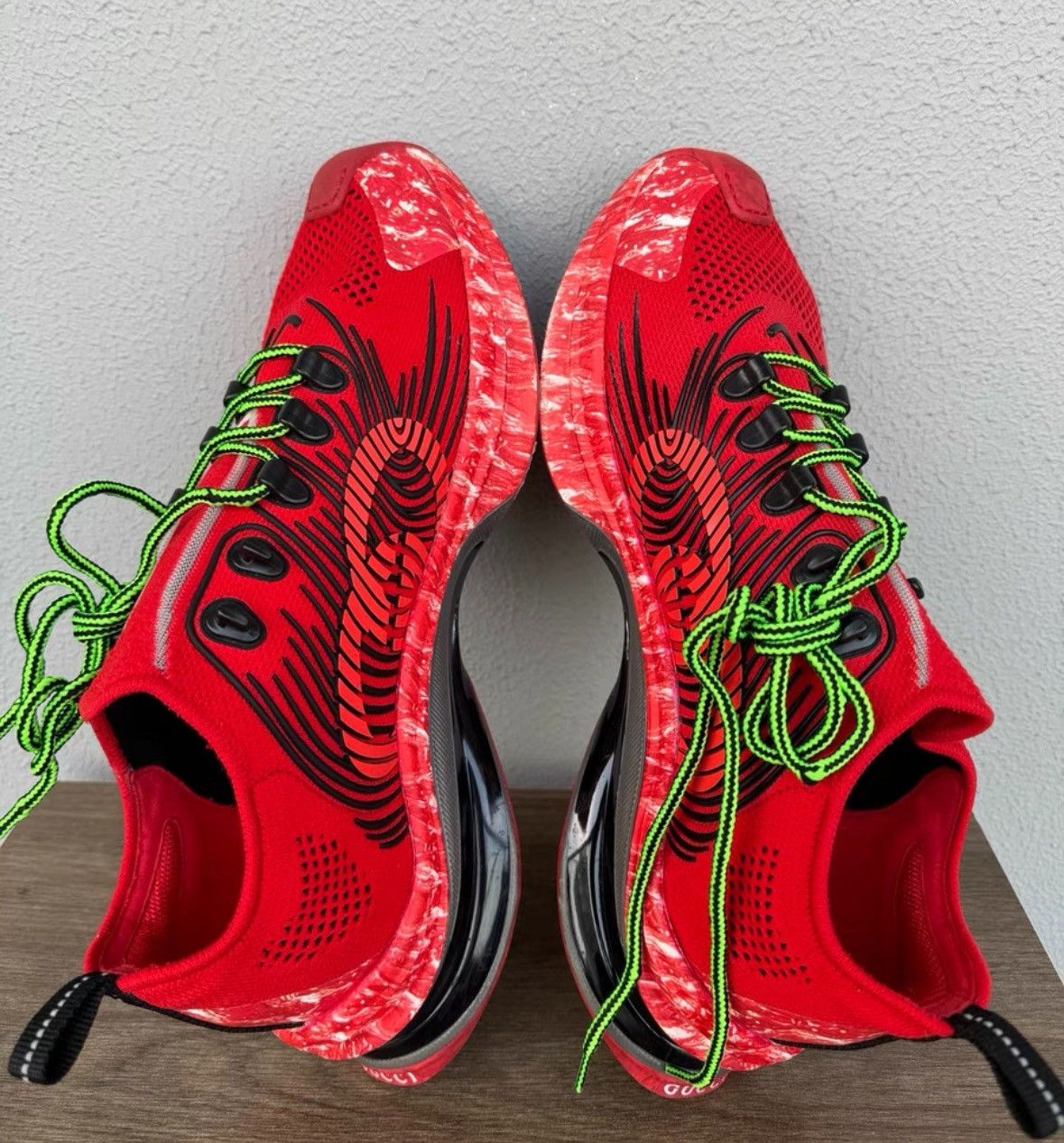 Gucci Red Low. Size US 9 / EU 42 - 7 Thumbnail