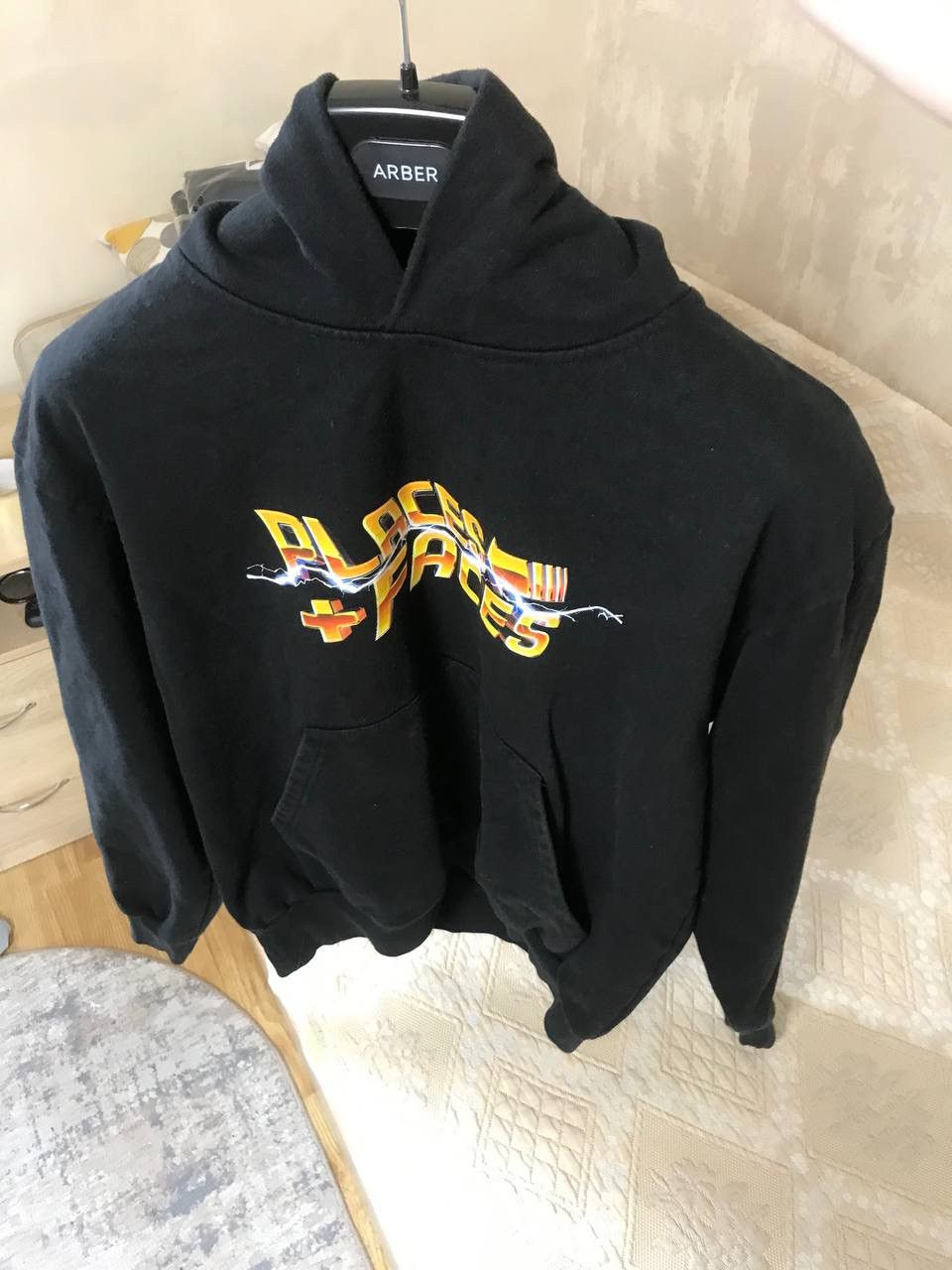 Places + Faces 🔥 Places + Faces Lightning Gold Logo Hoodie Sweatshirt Black Size US M / EU 48-50 / 2 - 7 Thumbnail
