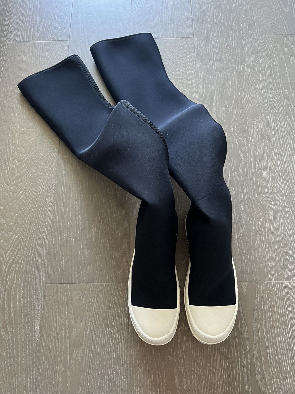 Rick Owens Drkshdw Rick owens drkshdw ramones thigh high sock sz36 Size US 6 / IT 36 - 1 Thumbnail