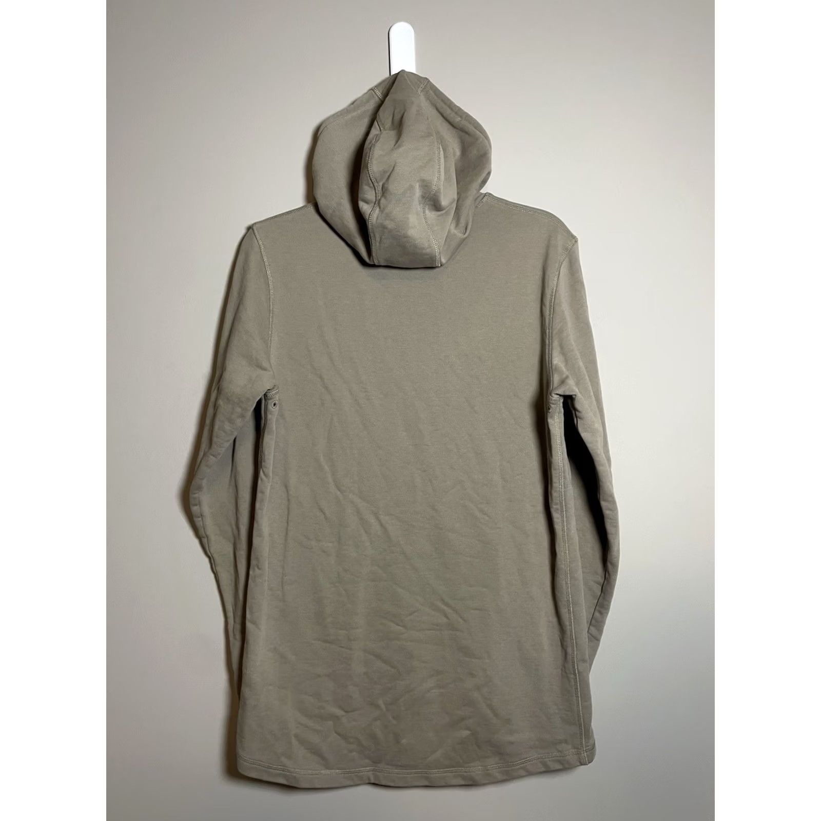 Gymshark VINTAGE Gymshark Hoodie Mens L Beige Pullover C469 Size US L / EU 52-54 / 3 - 5 Thumbnail