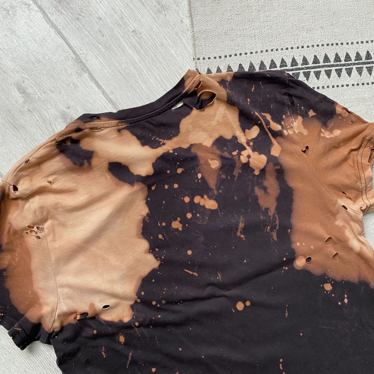 Joy Division 🎸 Thrashed Joy division Tee punk rock Band T-shirt vintage Size US M / EU 48-50 / 2 - 10 Thumbnail
