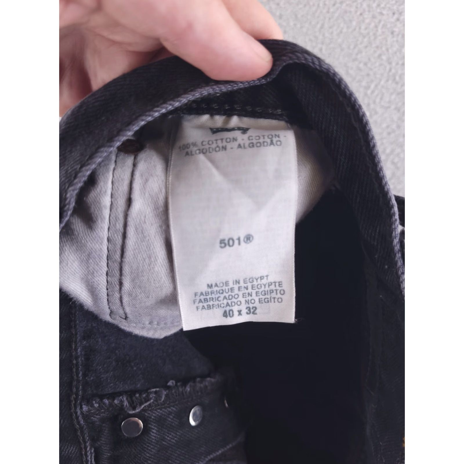 Levi's Levi's Jeans Mens 38x31 Black Denim 501 Button Fly Straight Regular Waist 38 Inseam 31 Size US 38 / EU 54 - 6 Thumbnail