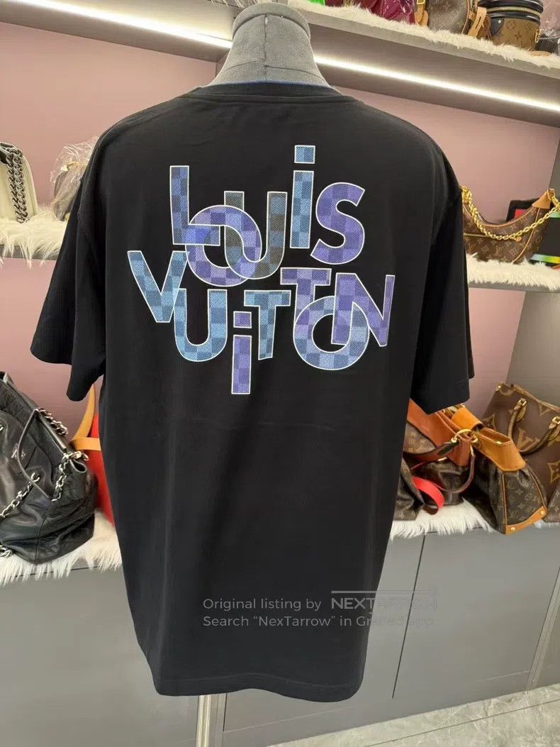 Louis Vuitton Louis Vuitton Checkerboard monogrammed half-sleeve T-shirt Size US L / EU 52-54 / 3 - 3 Thumbnail