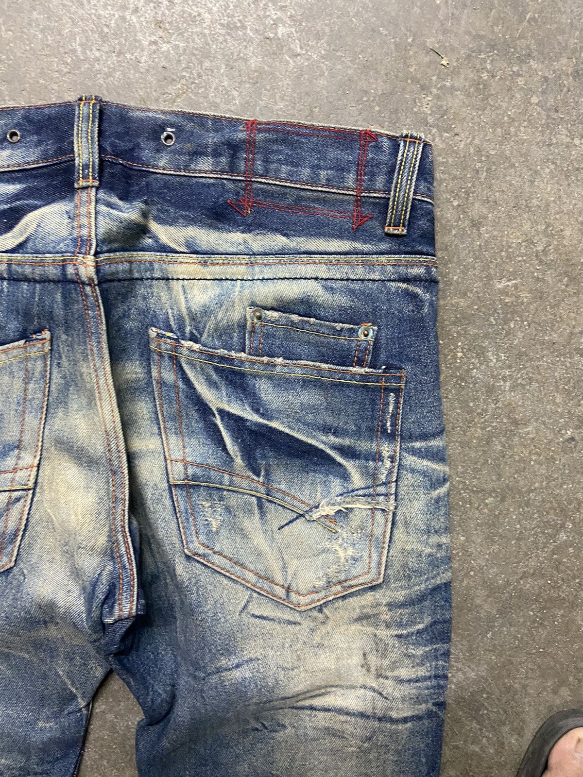 TOYS McCOY 🔥 Stain wash and distressed Mc Coy jeans Size US 34 / EU 50 - 10 Thumbnail