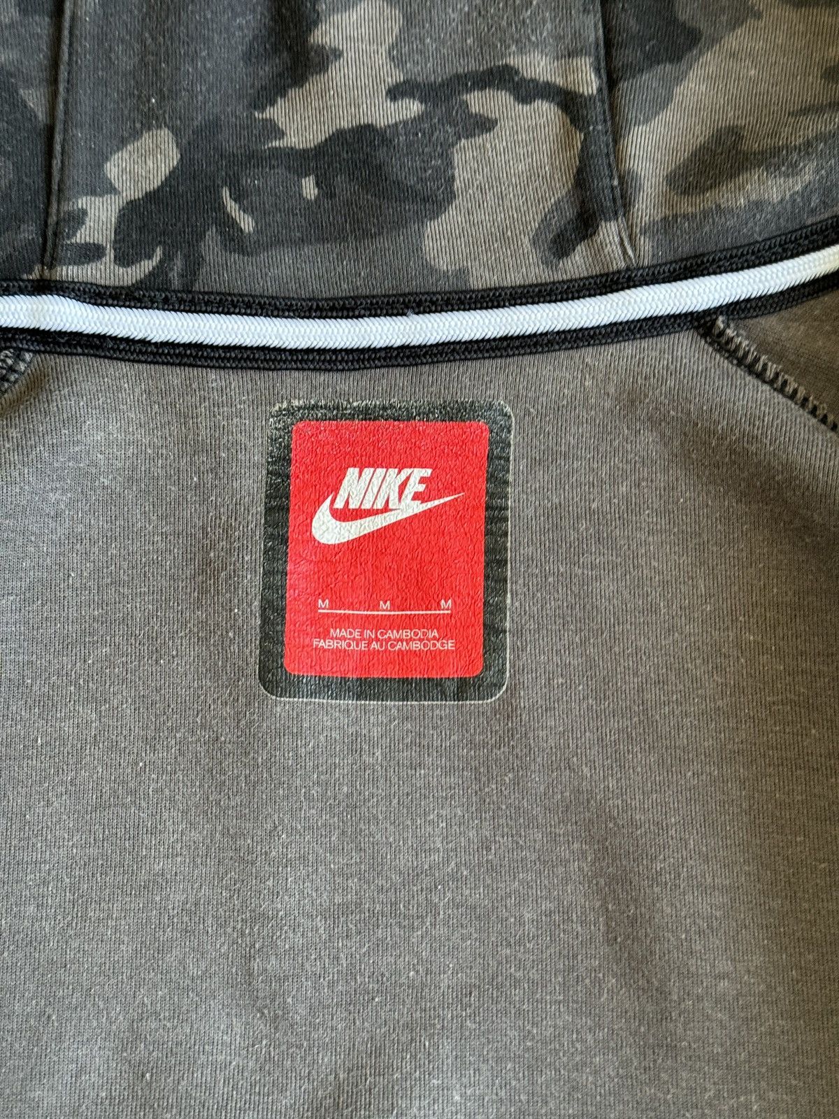 Nike Nike Tech Fleece Camo Zip Hoodie Drip Size US M / EU 48-50 / 2 - 8 Thumbnail