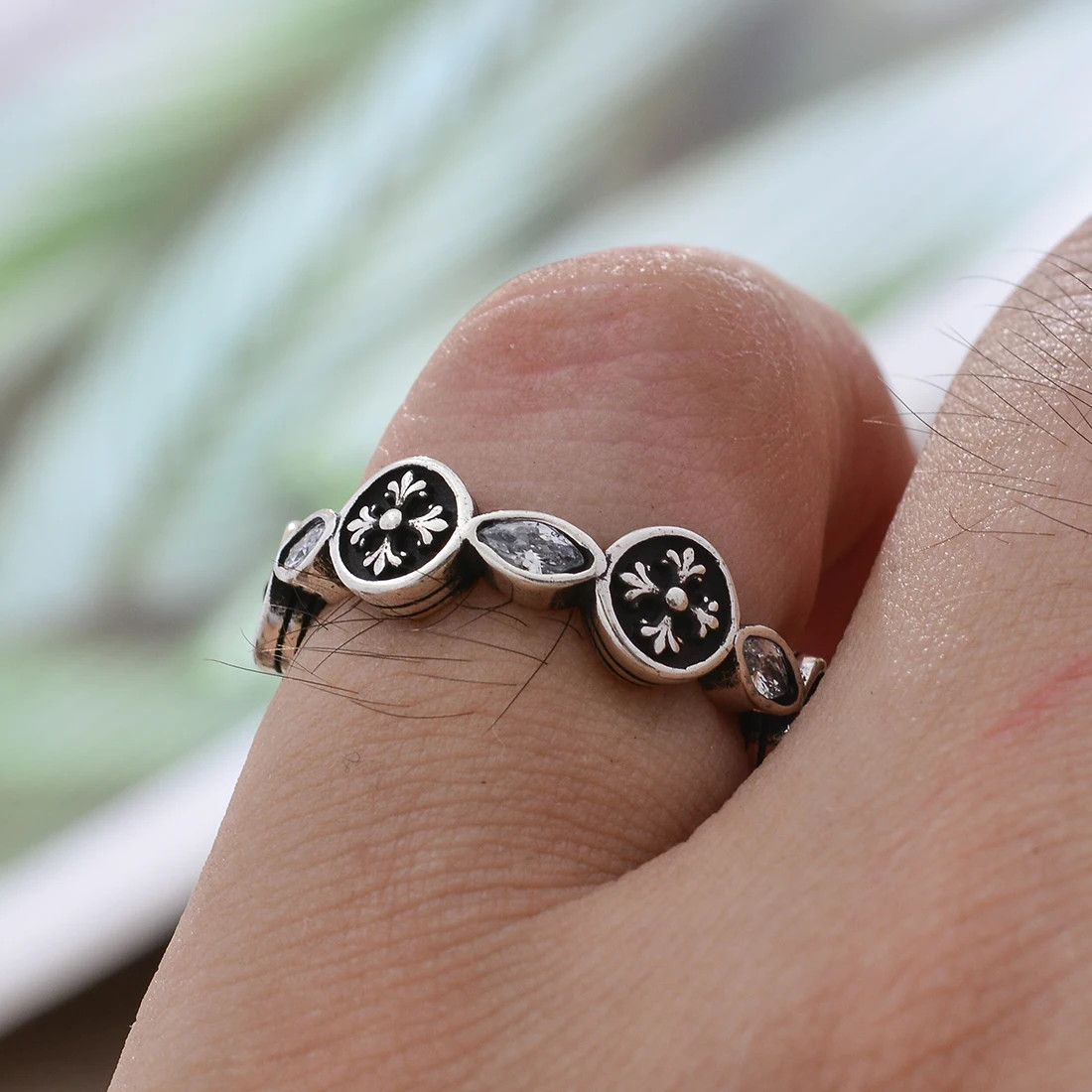 Designer × Jewelry Retro Round Cross Ring Size ONE SIZE - 4 Thumbnail