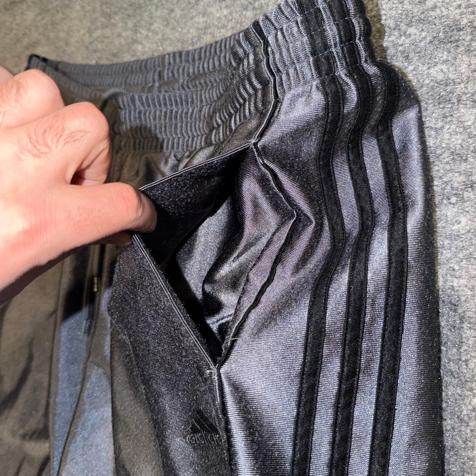 Adidas Adidas Rare Shiny Grey Dazzle Hoop Shorts Mens XL Size US 36 / EU 52 - 3 Thumbnail